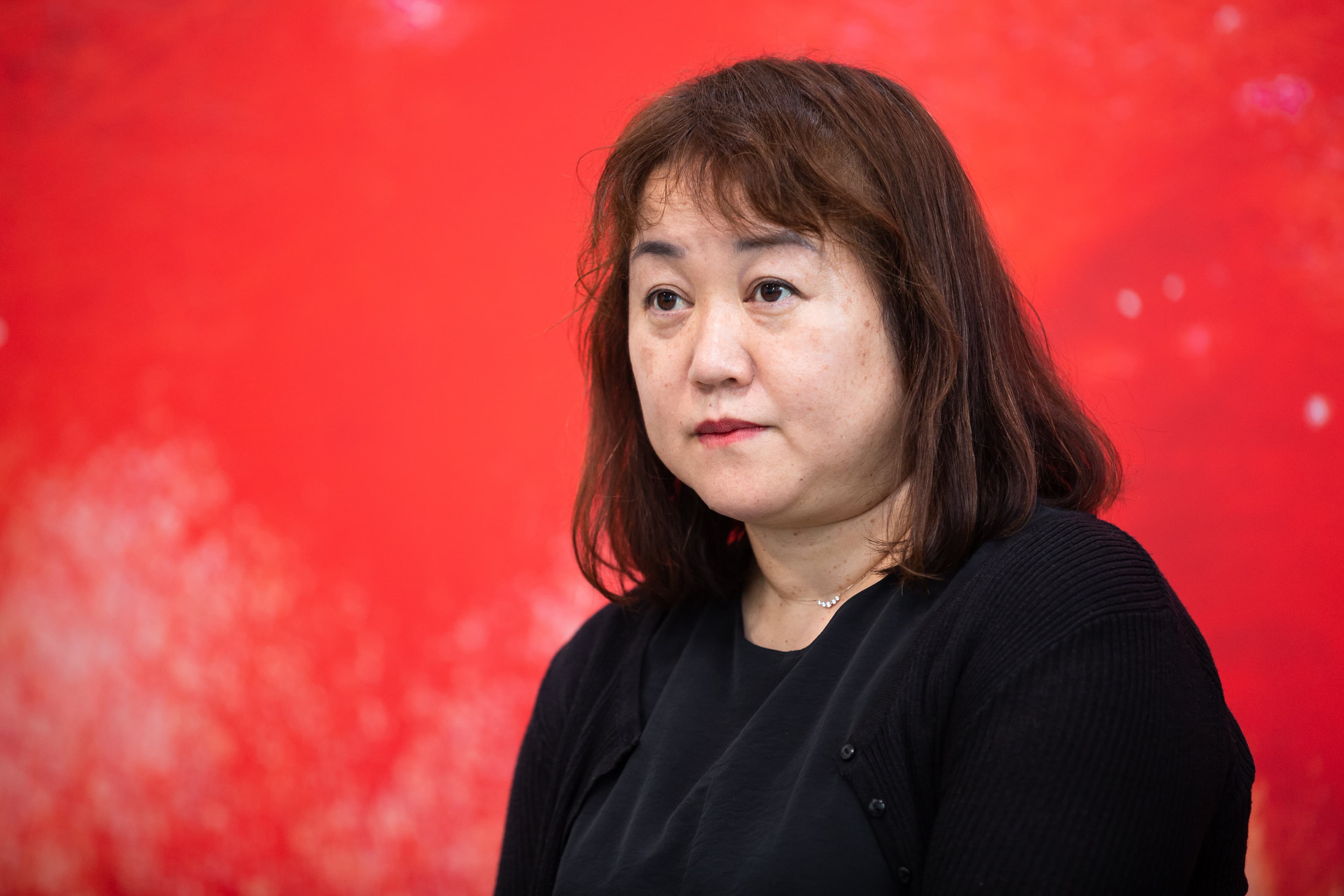 異鄉人的孤絕有利於塩田千春的藝術創作。