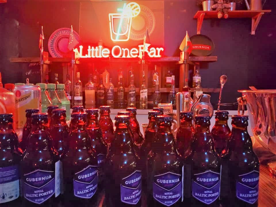 立陶宛「忍者皇家啤酒」（Gubernija Royal Baltic Porter）有著淡淡乾果香及麥芽焦糖的和諧風味。（Little-one Bar立陶宛小酒吧提供）