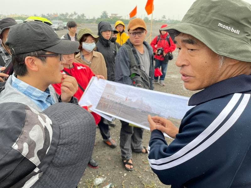 從日本特別請來的國際級美術指導花谷秀文已先行返鄉。(米倉影業提供)