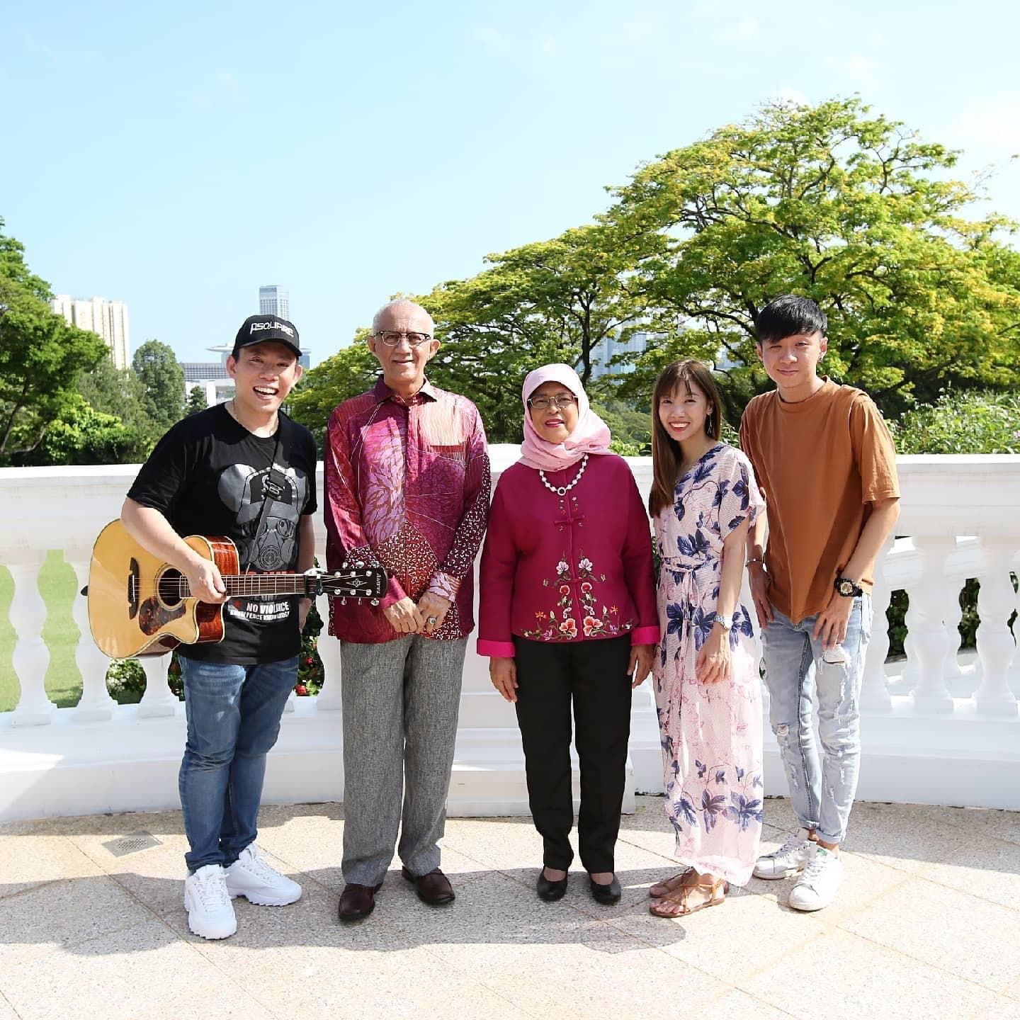 「Psquare 四方行」曾受邀至新加坡總統府內為總統哈莉瑪及夫婿阿都拉獻唱。（Psquare 四方行提供）