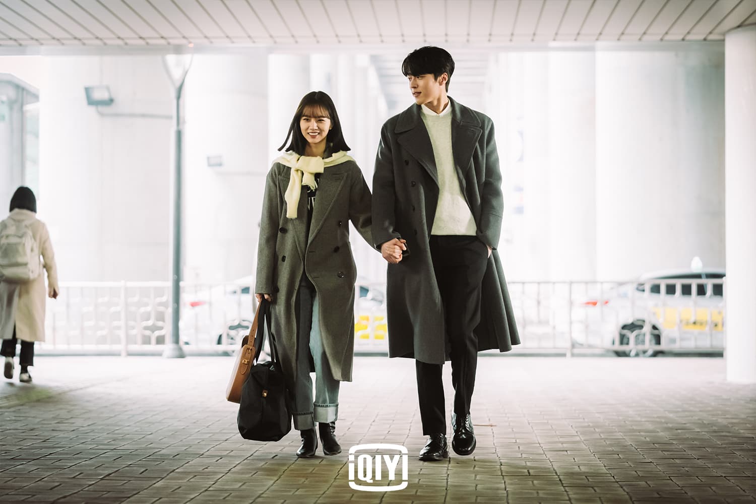 張基龍與惠利合作《我的室友是九尾狐》充滿粉紅泡泡。(愛奇藝國際站提供)