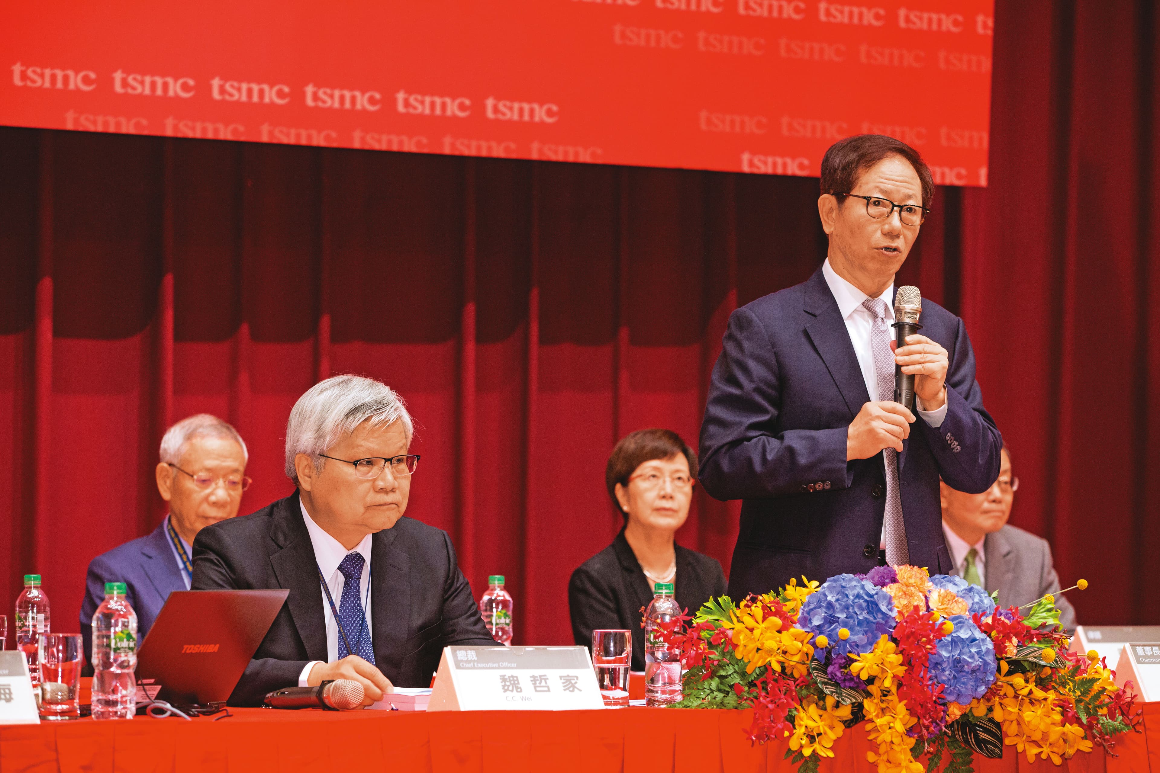 電動車協會要結盟台積電、台灣半導體協會,黃崇仁將親自拜訪台積電董事長劉德音。