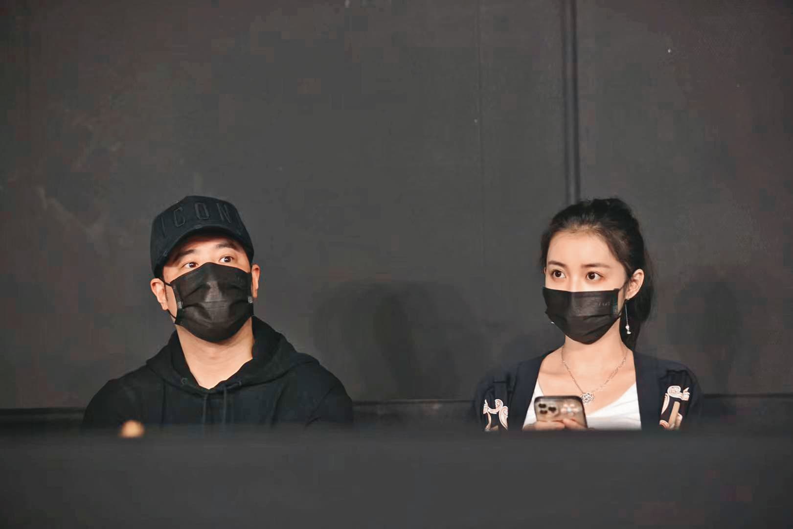 潘瑋柏(左)日前曾被目擊,帶著老婆Luna(右)一起去看孟佳演唱會,兩人難得公開合體。(讀者提供)