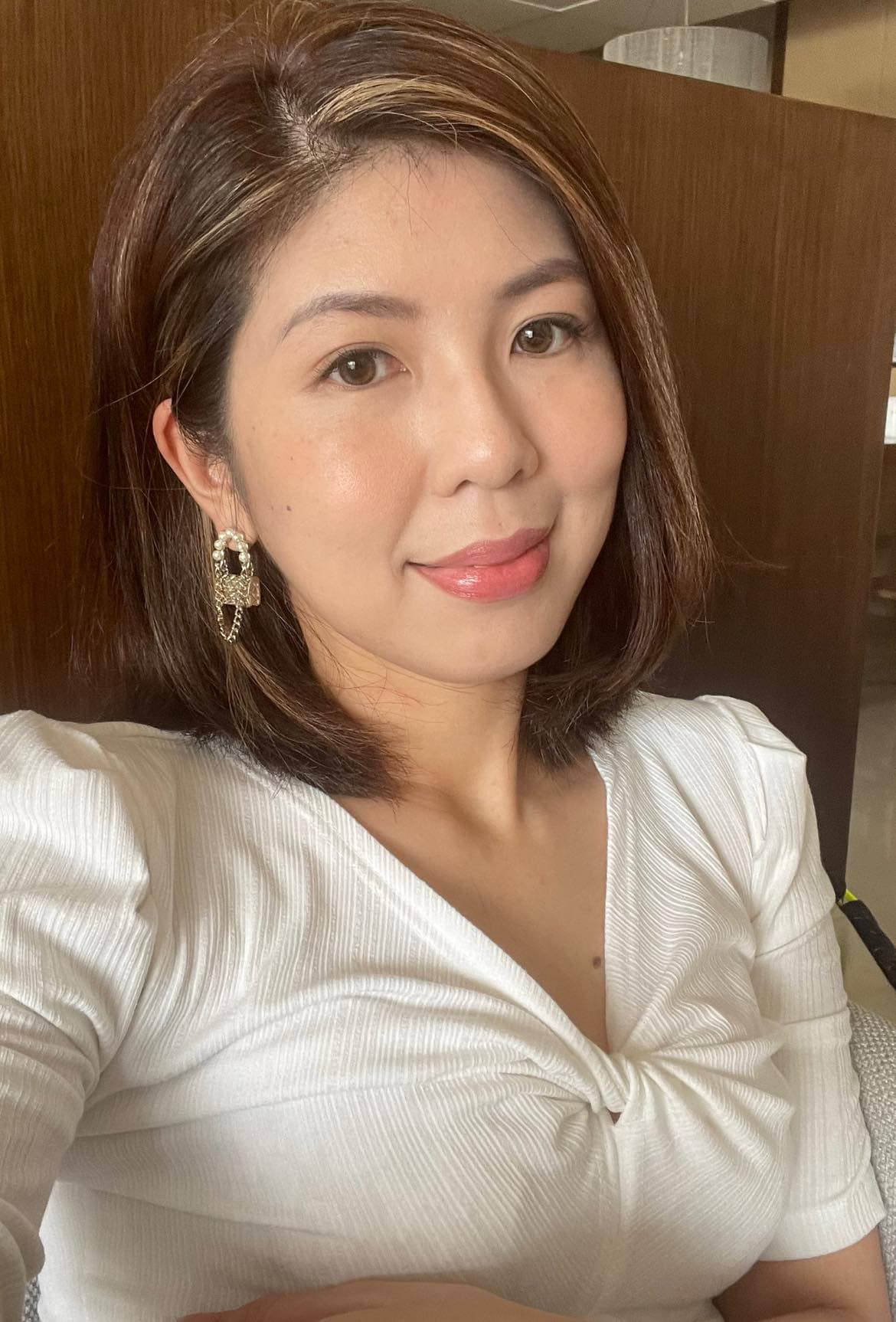 李怡貞認為許藍方的聲明相當不妥,為了自保再次傷害對方,行為不免令人發火。(翻攝自女人大律師李怡貞臉書)
