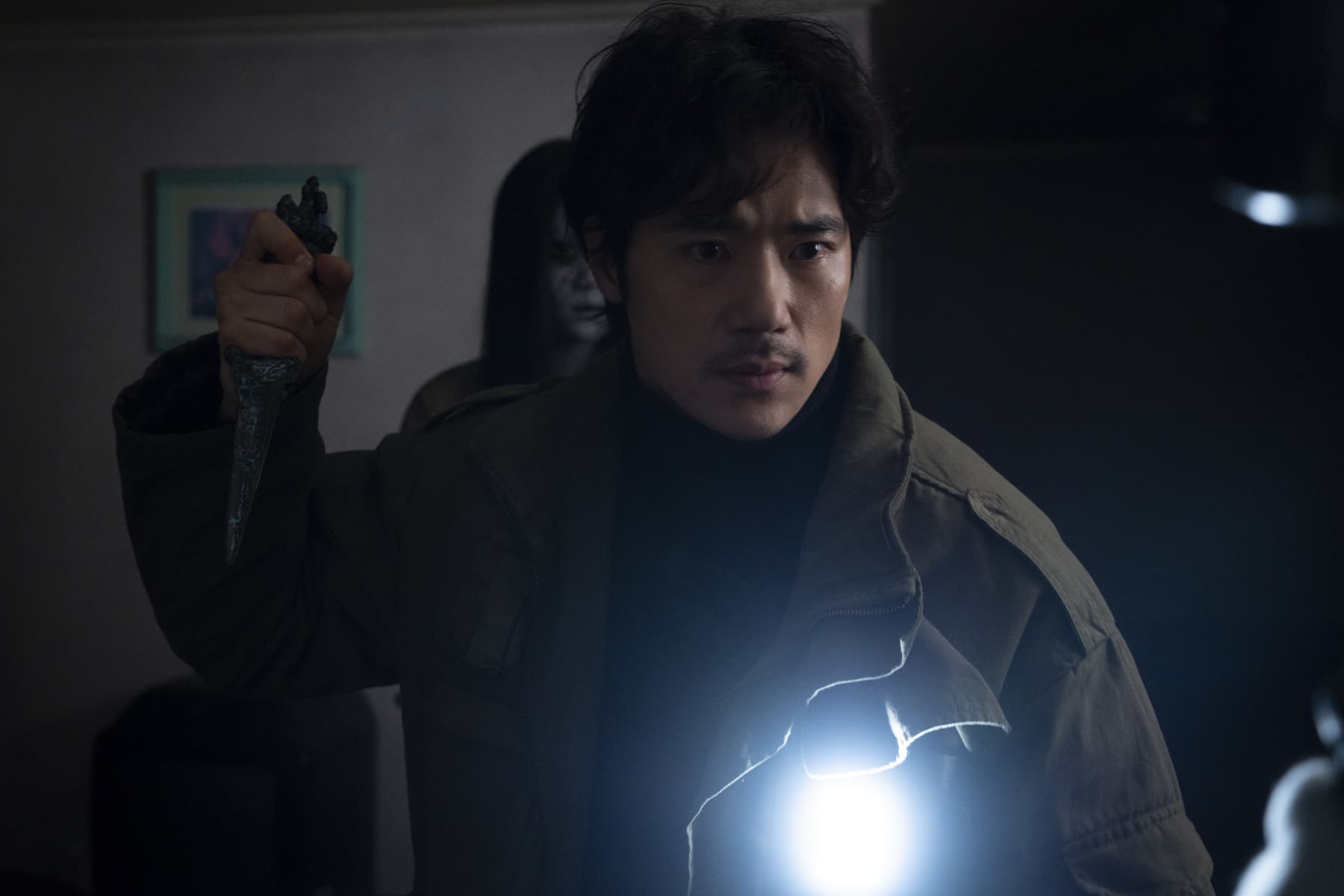 金剛于透露拍攝《鬼門》期間因整體氣氛緊張,殺青後睡了一個禮拜。(采昌國際多媒體提供)