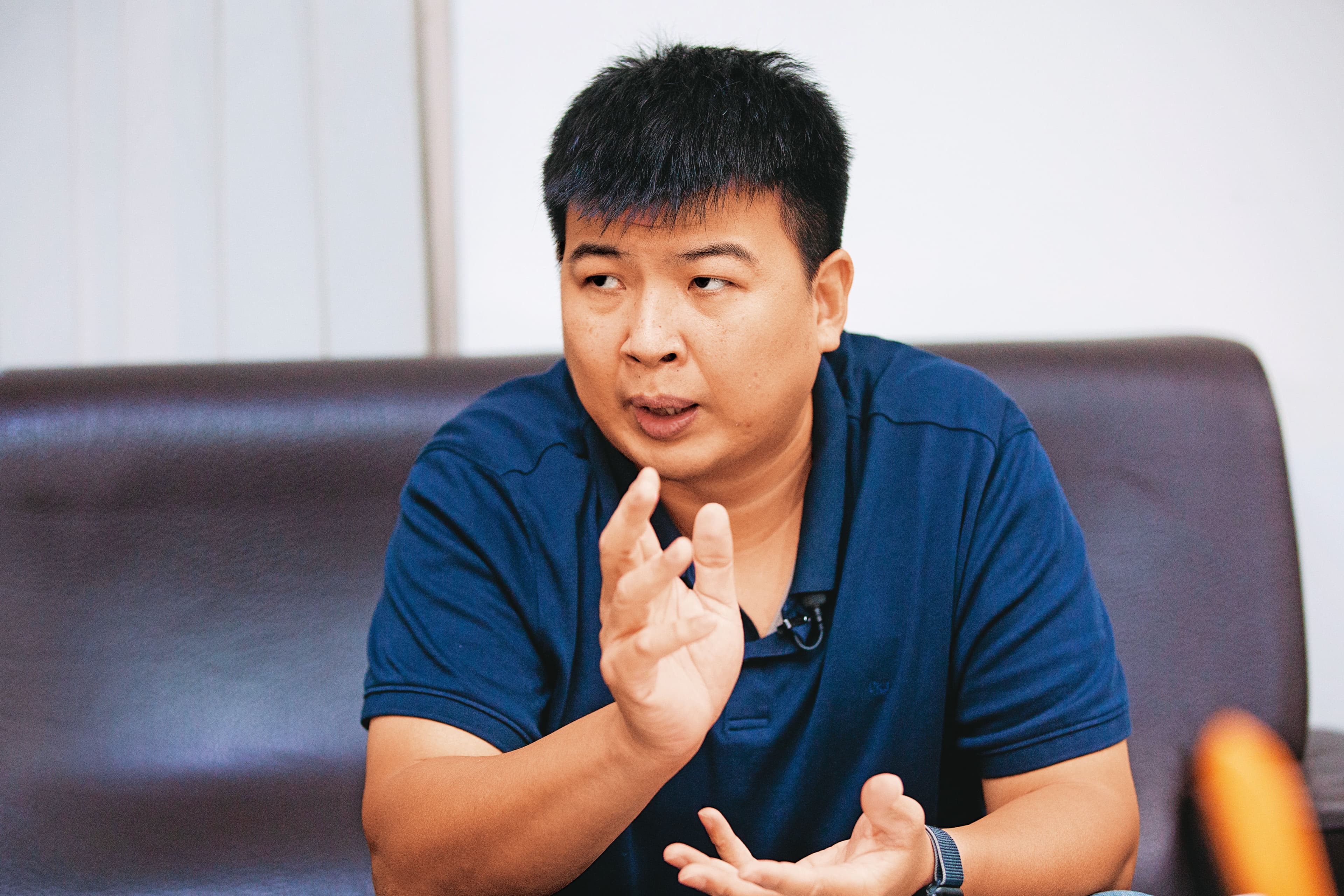 巡佐石春吉(圖)偵辦錢莊大亨命案時,碰到不少靈異事件。
