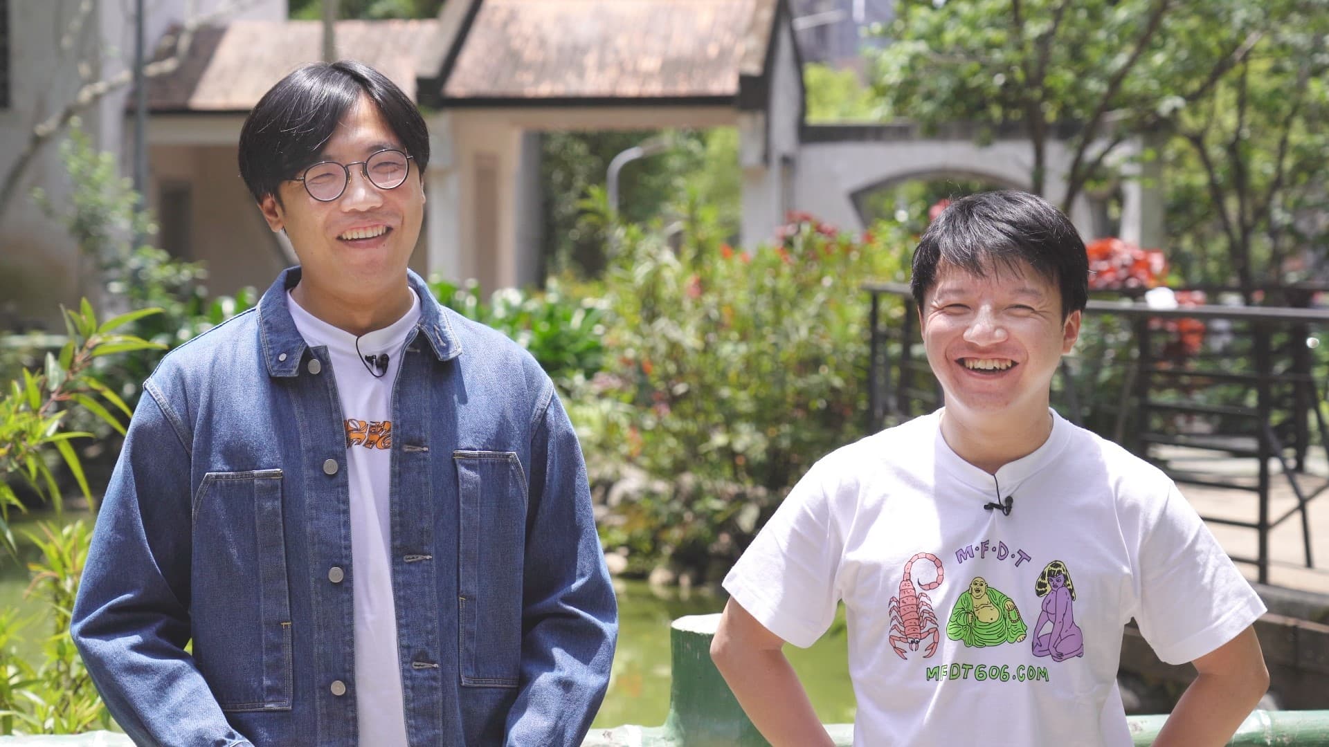 台灣人氣Podcast「台灣通勤第一品牌」主持人李毅誠(左)、何勁旻(右)曾是《誰來晚餐》的受訪家庭。(公視提供)