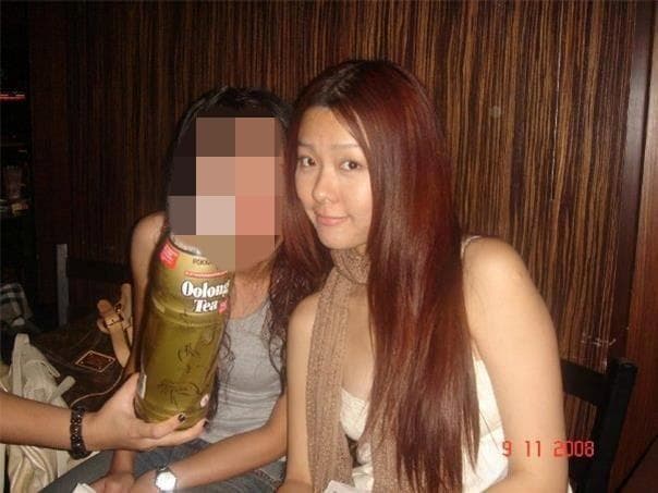 疑似李元玲的舊照被黑粉挖出,與現在的美貌差太多,根本不像同一人。(翻攝自大馬XUAN官網)