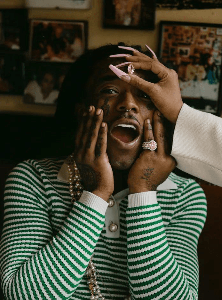小烏茲弗特額頭的鑽石非常搶眼。(翻攝Lil Uzi Vert IG)