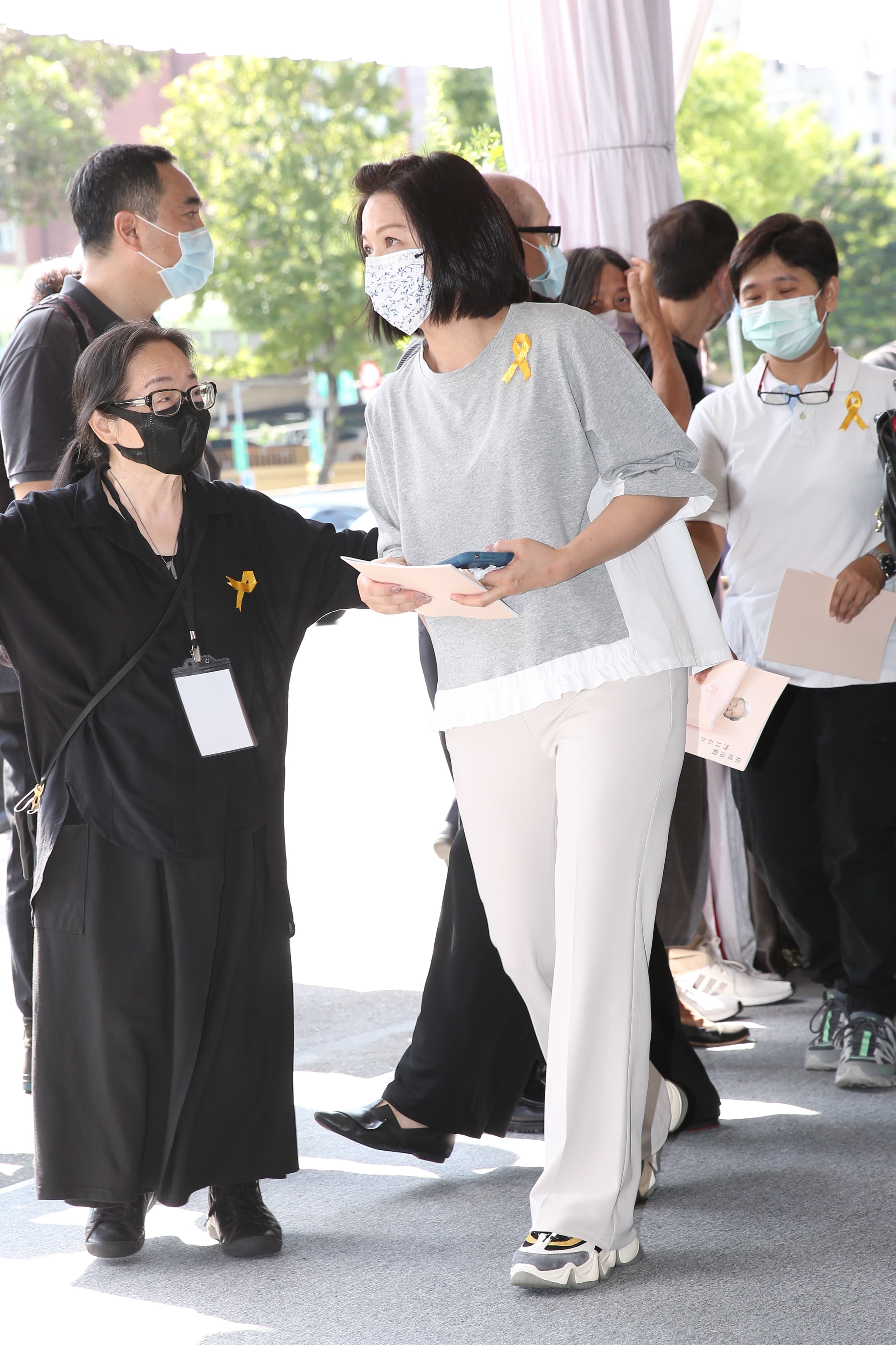 楊貴媚低調前往，表示李行導演很照顧她，兩人結下不解之緣。