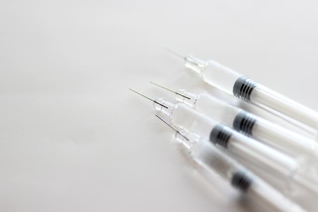 警方在他家中發現多支裝有精液的針筒。(示意圖,翻攝PhotoAC)。
