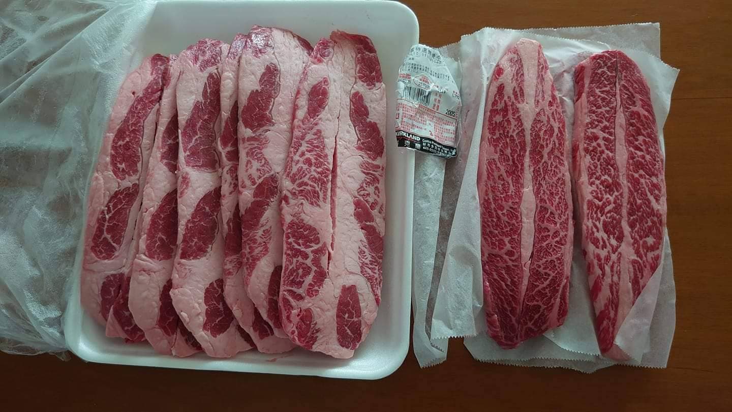 一名網友分享自己悲慘的好市多買肉經驗,其他人見狀紛紛喊退貨。(翻攝自COSTCO好市多消費經驗分享區臉書粉專)