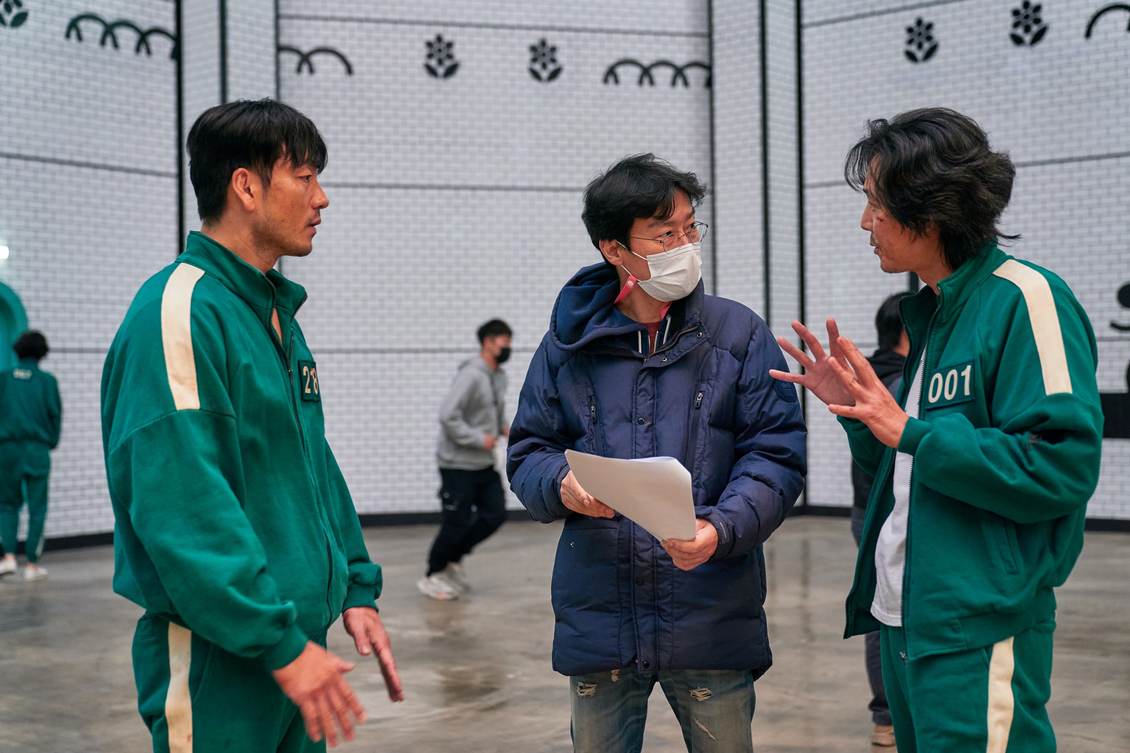 朴海秀與李政宰拍完《魷魚遊戲》感觸甚深,「劇裡的故事很誇張,但現實生活裡可能有比這更誇張的事。」(Netflix提供)