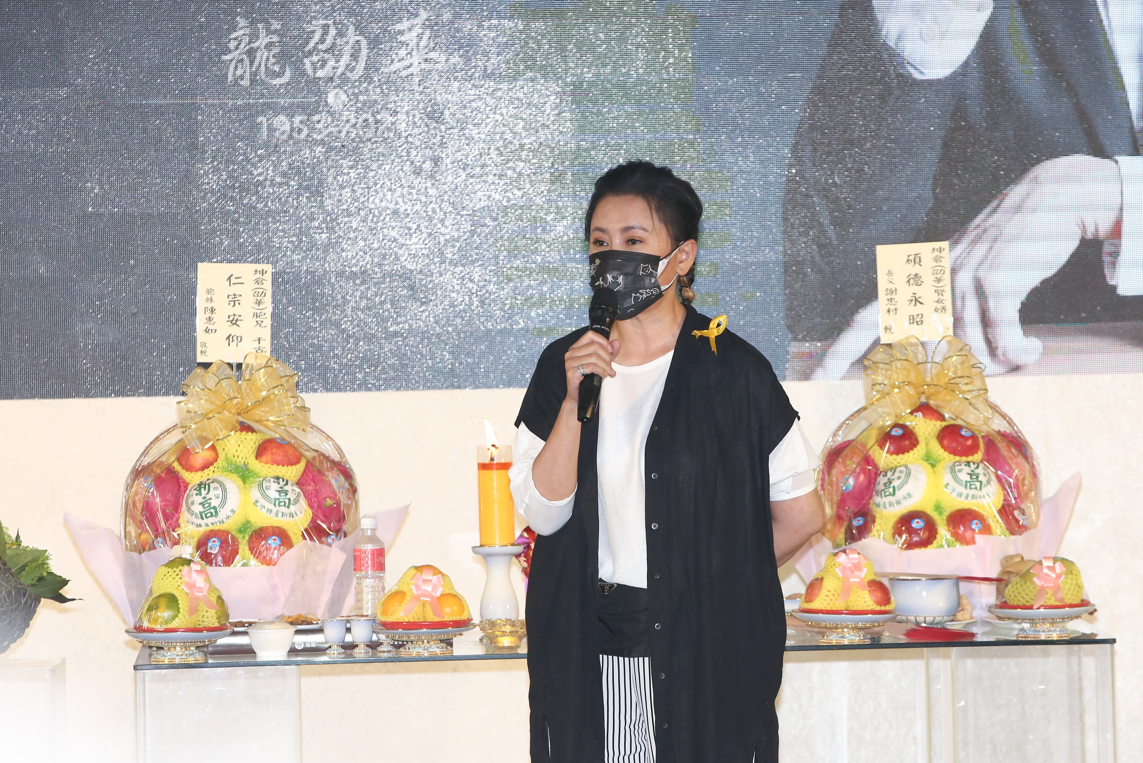 陳亞蘭擔任引言人。
