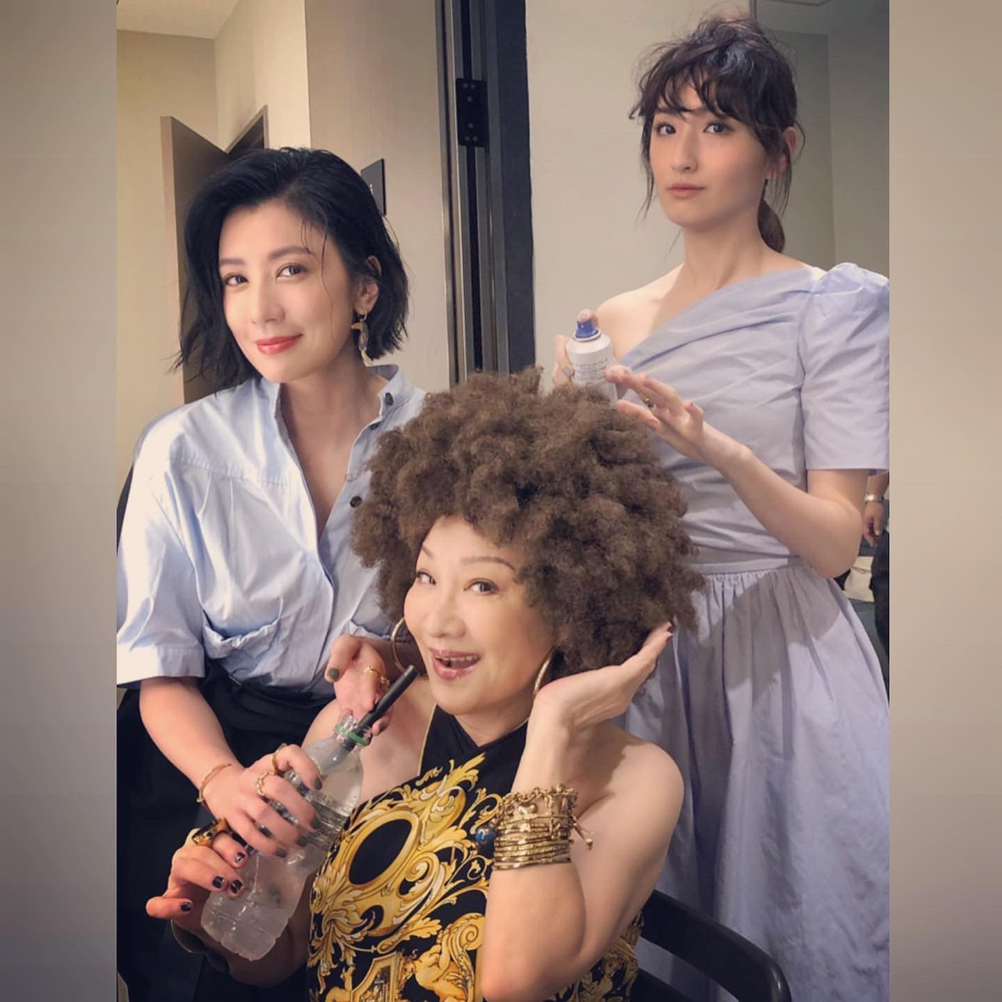 賈靜雯（左起）初任製作人，邀比莉、柯佳嬿合演《媽，別鬧了！》