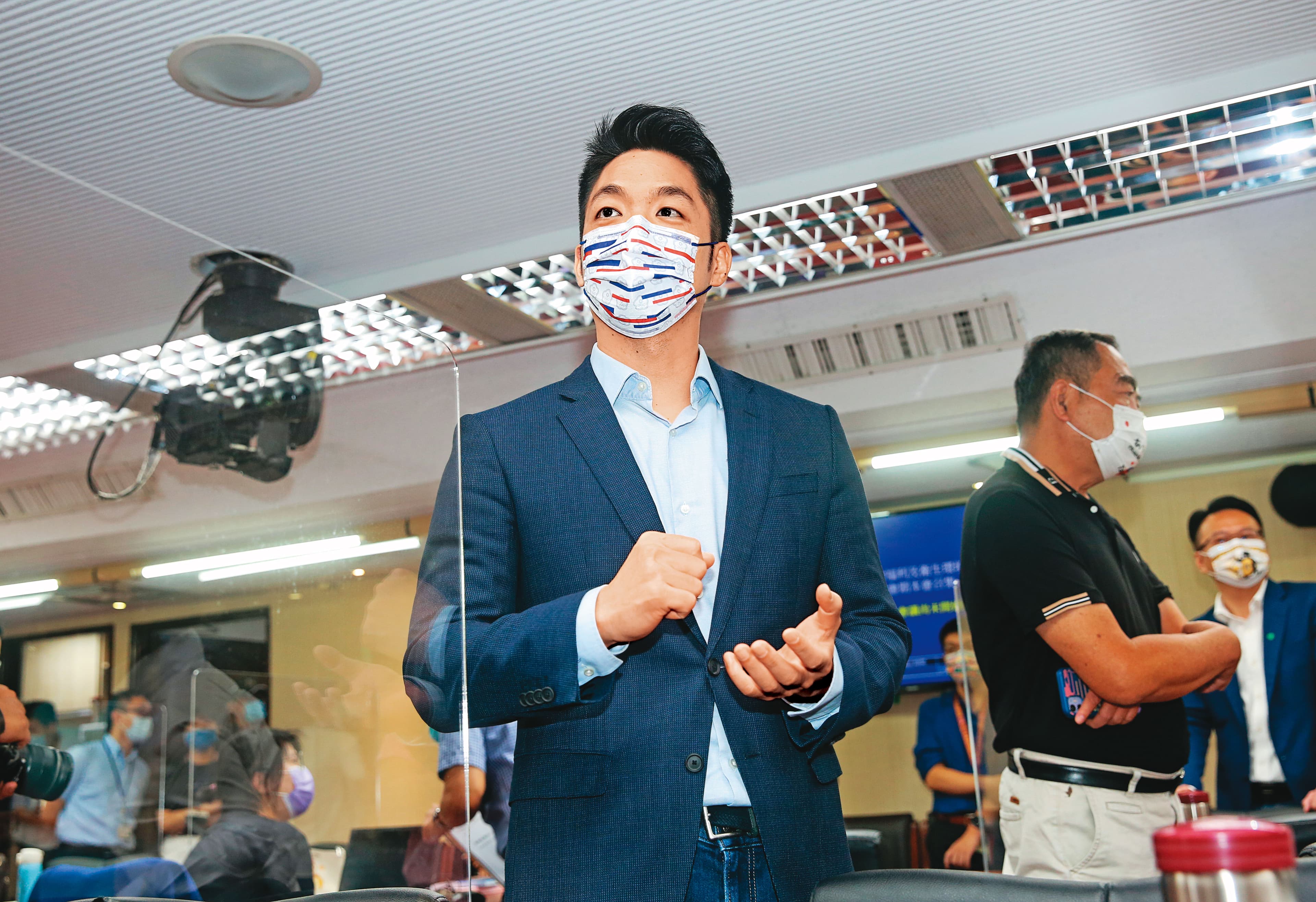 蔣萬安(圖)被看好代表國民黨參選台北市長,如今張亞中聲勢暴衝,也有人拱張取代蔣參戰。