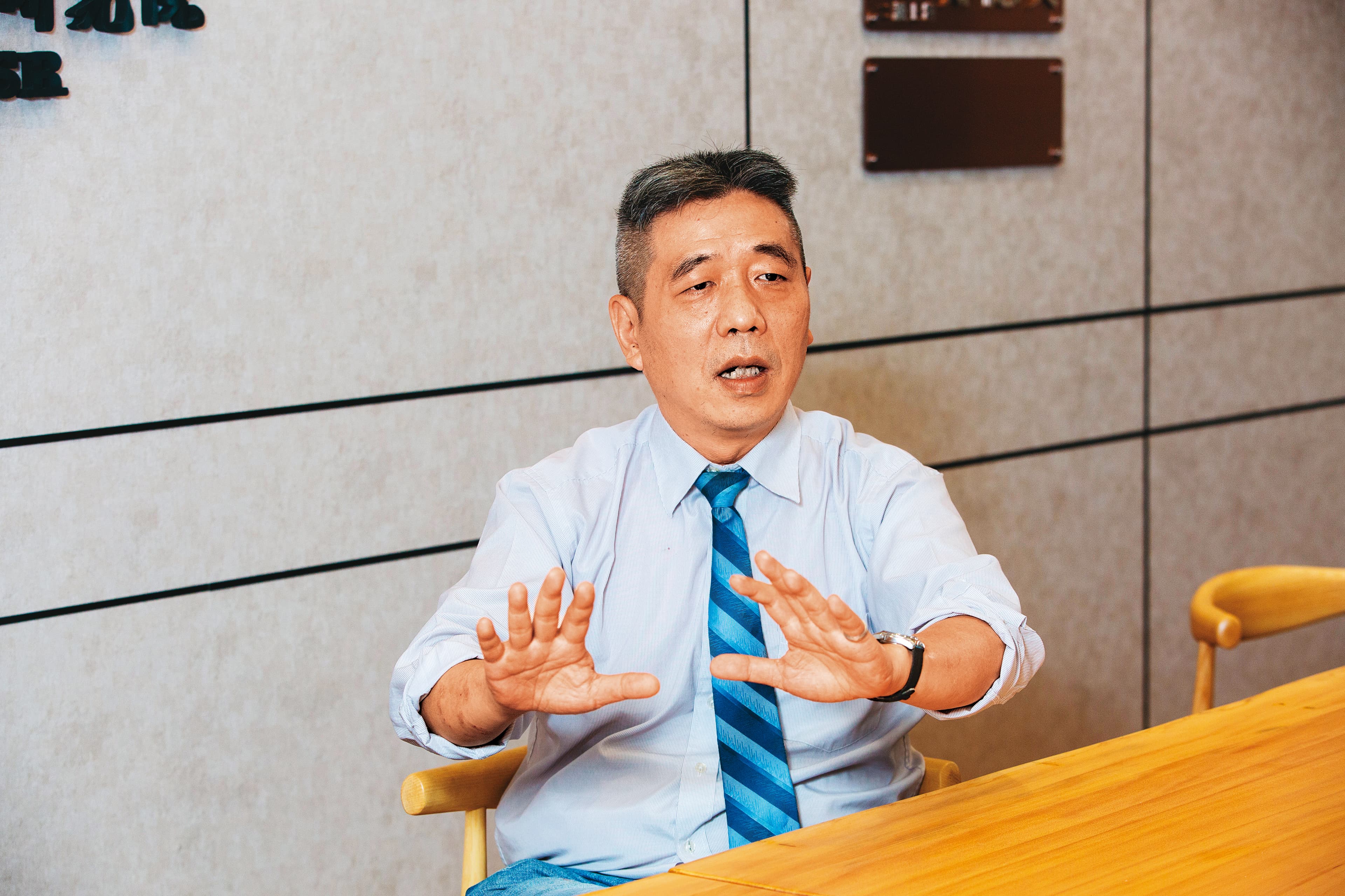 國防戰略與資源研究所長蘇紫雲認為,若搭配軍事戰略改變現況,台灣應成為「不沉的神盾艦」。