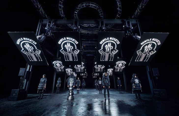 Moncler Genius項目中的全新系列,Moncler + Gentle Monster合作系列攜藝術裝置登陸東大門設計廣場,從大號睡袋、羽絨服、眼鏡到配飾,皆以奪黑色為基調。(Moncler提供)