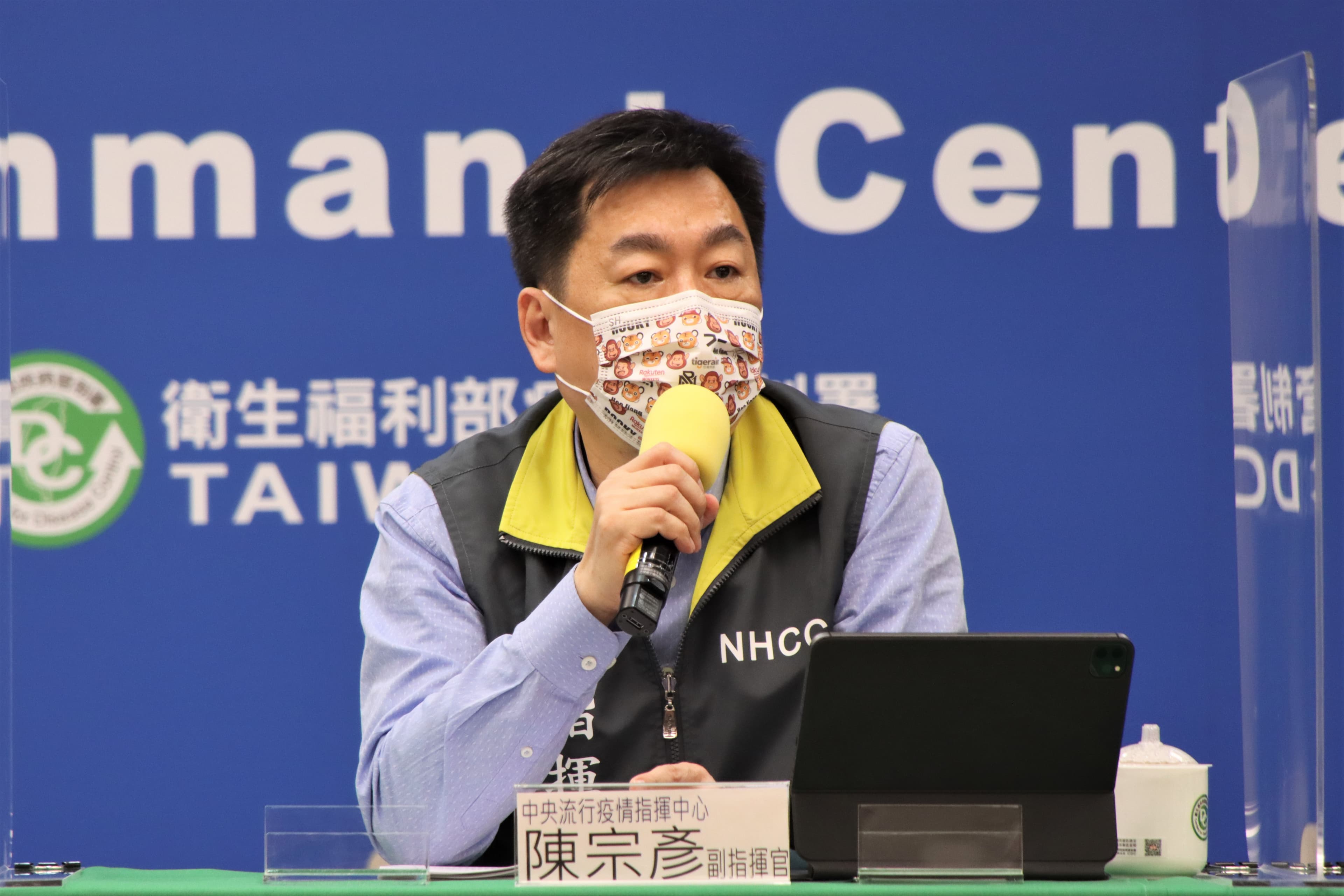 副指揮官陳宗彥表示,明天將公布宗教聚會是否可以解除梅花座。(指揮中心提供)