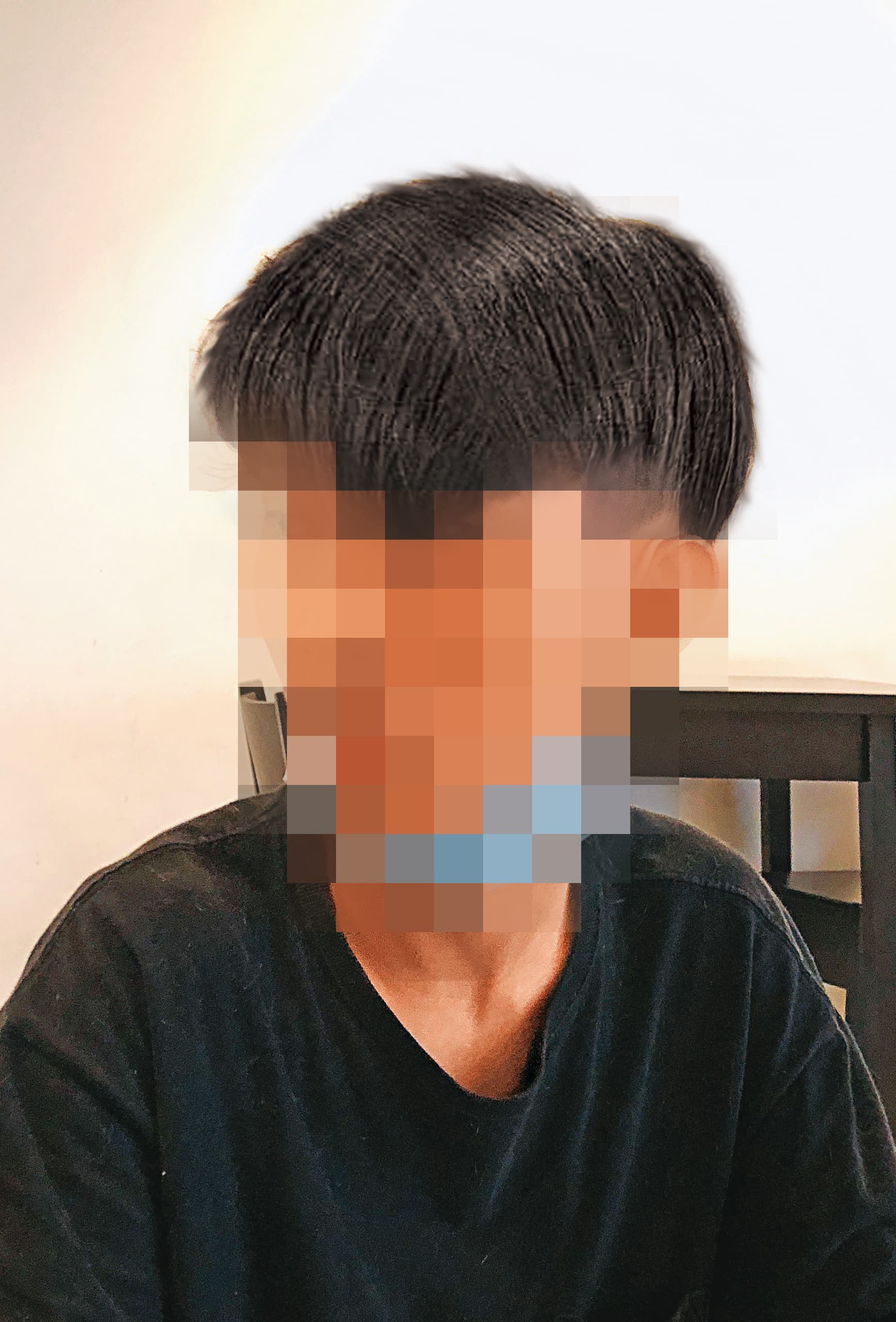 本刊透過管道找到Toyz的下線藥腳A先生(圖),他出面說明Toyz委託他販賣大麻菸彈的過程。