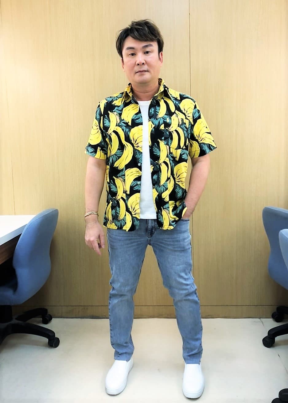 紅毛說觀眾很厲害,馬上知道他演阿嬌的哥哥,謾罵私訊不間斷。(民視提供)
