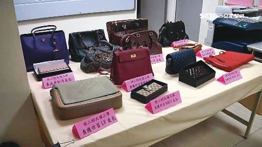 .檢警當年於李正邦的公司內,查獲為數不少的仿冒精品。(翻攝三立新聞)