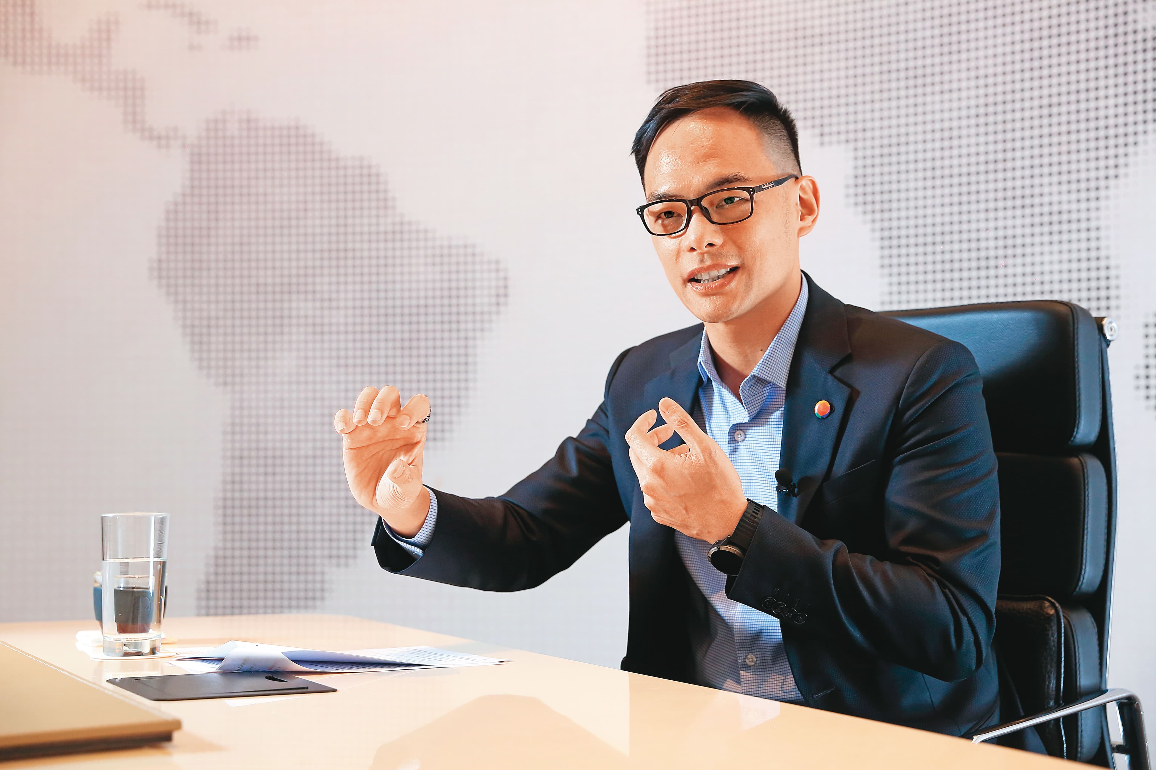 AppWorks董事長暨合夥人林之晨(圖)最近拾回推特帳號,他的頭像照片是電影《露西》概念設計師Ben Mauro的NFT。