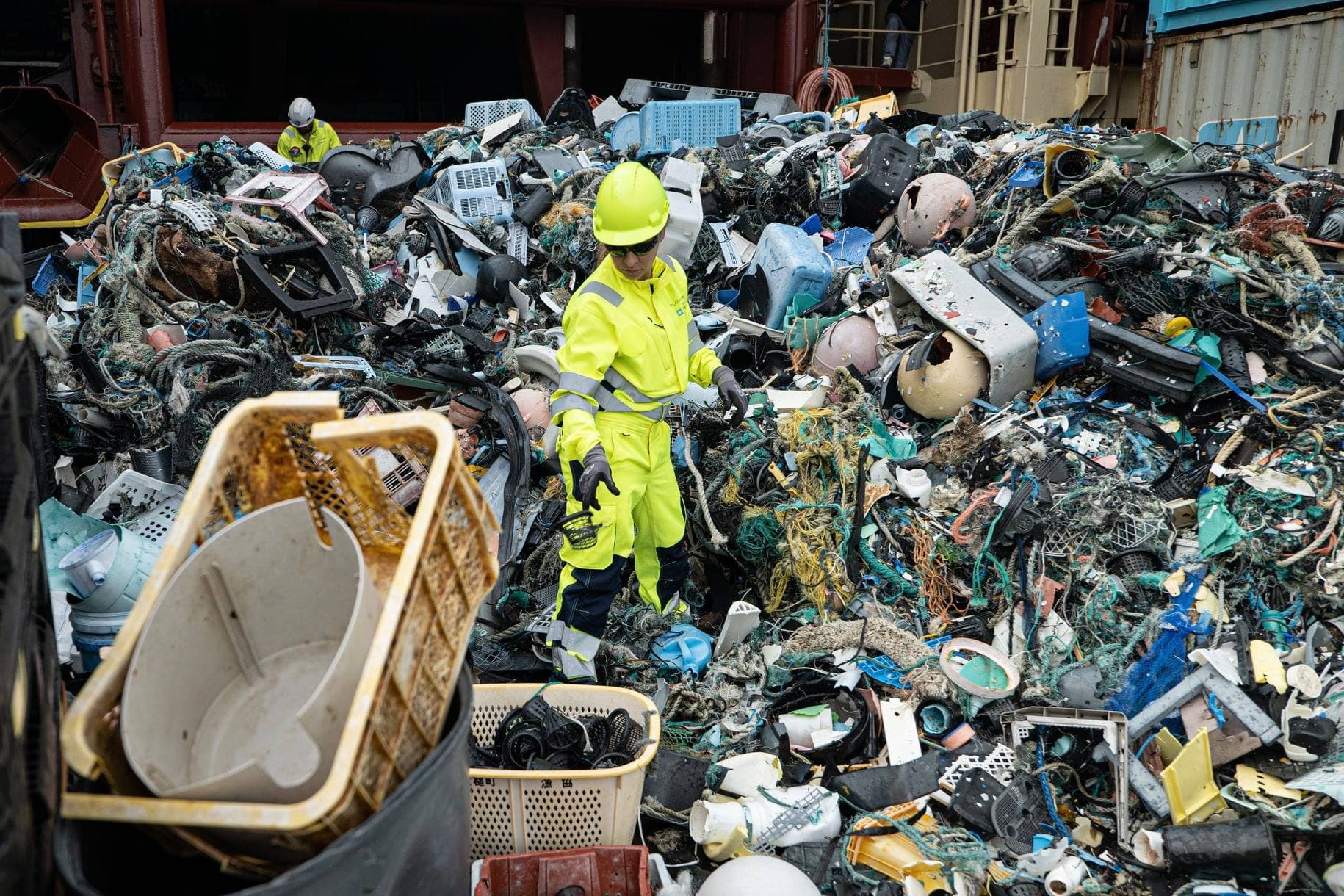 全球海洋中的垃圾數量非常驚人。(翻攝The Ocean Cleanup Facebook)