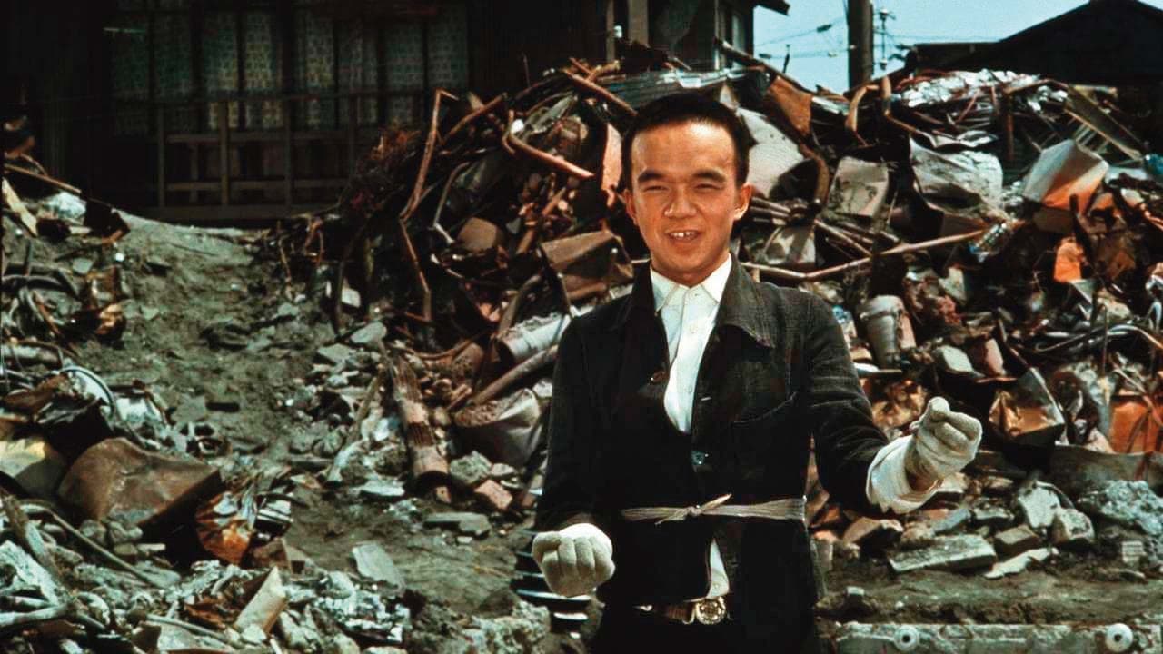 黑澤明電影《電車狂》的母子情映對《瀑布》的母女情,隔空對話。(翻攝自www.themoviedb.org)