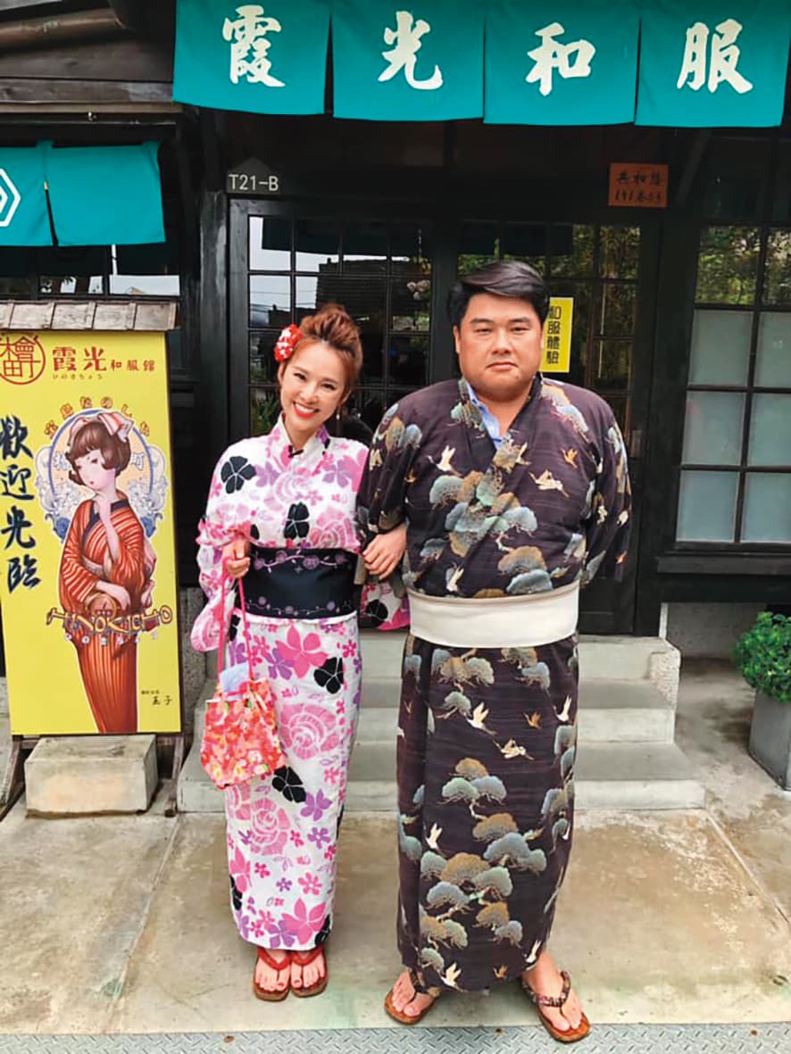 呂捷(右)和張齡予(左)曾搭檔主持《呂讀台灣》一段時間,節目已於10月17日下檔。(翻攝自呂捷臉書)
