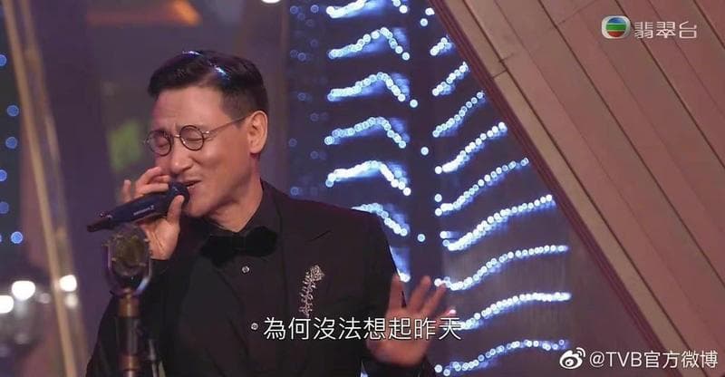 如今幾乎不參加綜藝節目的張學友,日前應曾志偉之邀為港姐決選表演,網友猜測他很有可能是新節目的嘉賓之一。(翻攝自TVB官方微博)