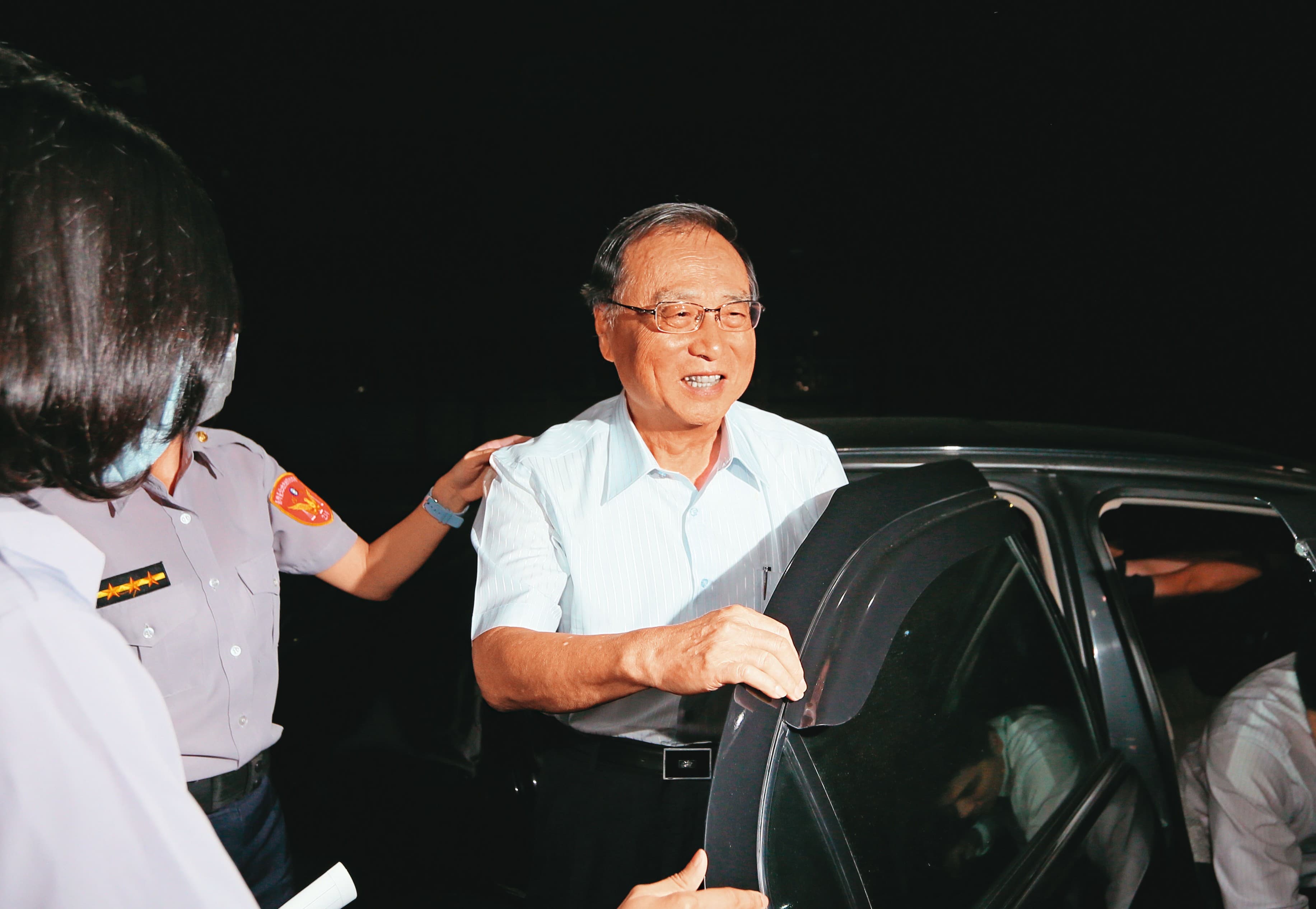 國民黨黨營事業中投公司前董事長張哲琛(圖)是三中交易案核心主角,他曾當面質疑馬英九與余建新到底什麼關係。