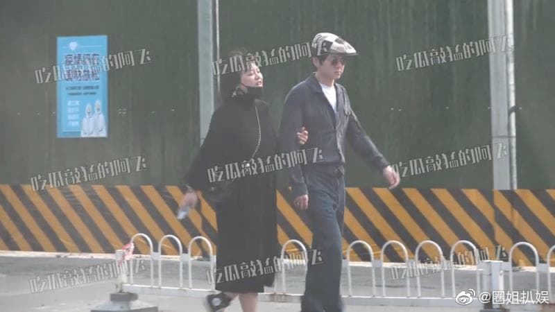 近日馬思純露面時身材擁腫,被疑「帶球嫁」。(微博圖片)