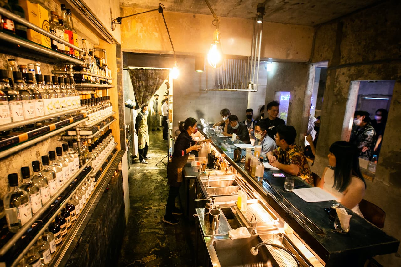 「合力酒廠」主辦的「第一屆合力勇氣琴酒挑戰賽」以台灣琴酒為主題，成功串連風味研發者、蒸餾師和調酒師的黃金三角，持續推動台灣地酒發展。