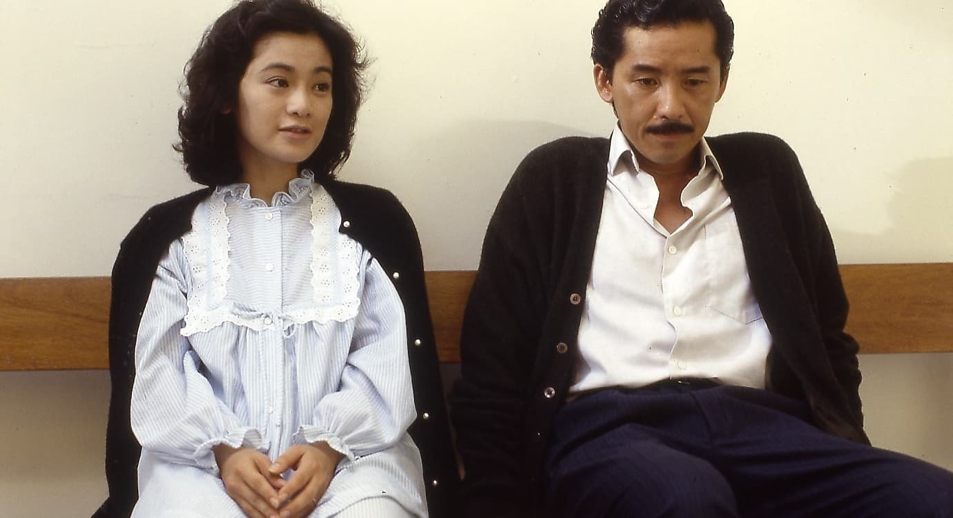 張清芳演唱的〈最愛〉是張艾嘉1986年執導電影同名主題曲，由張艾嘉、林子祥、繆騫人主演。（翻攝金馬獎官網）