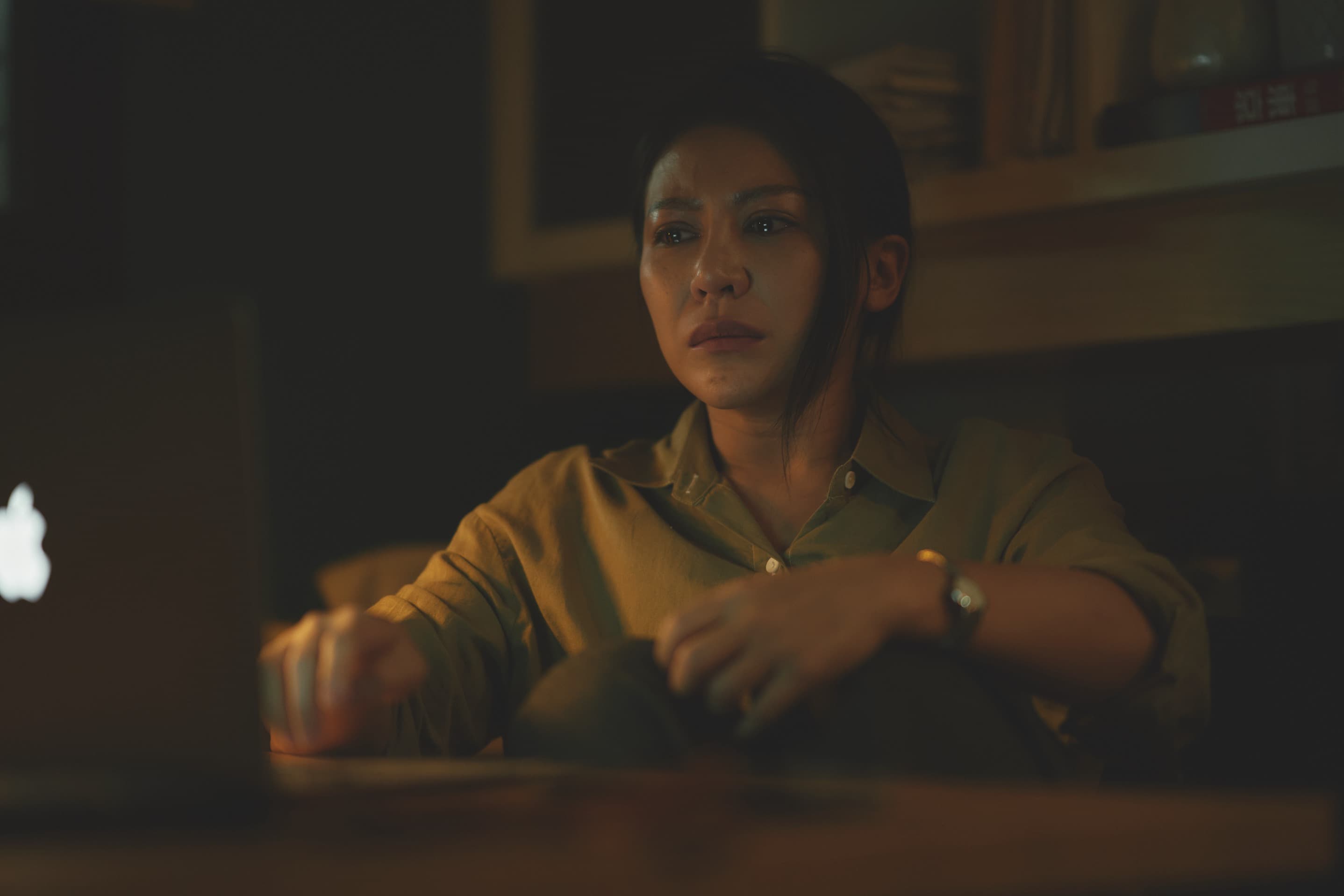 歌而優則演的艾怡良首次挑戰大銀幕成績不俗,面癱背後藏著她過往的傷痛。(金馬執委會)
