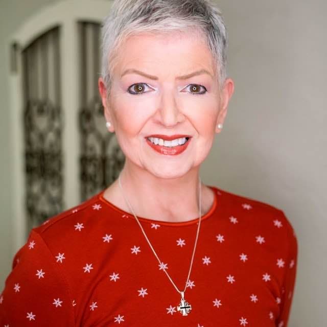 雪倫的故事太過離奇,令許多人不可置信。(翻攝Sharon Gilbert Facebook)