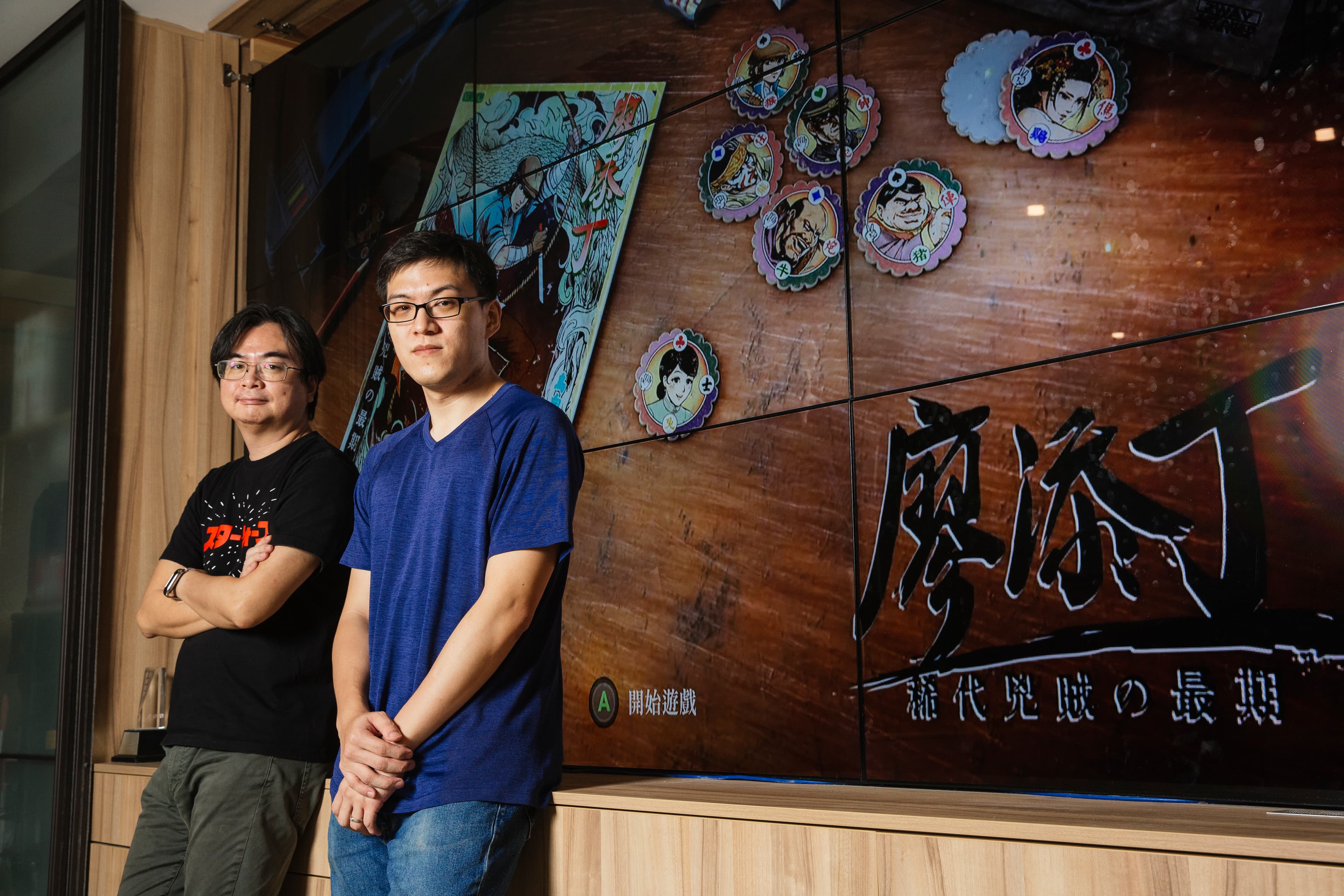 王峻偉(右)與林秉舒(左)原先都在鈊象任職,投身獨立遊戲開發,目標是製作出高品質的單機遊戲。