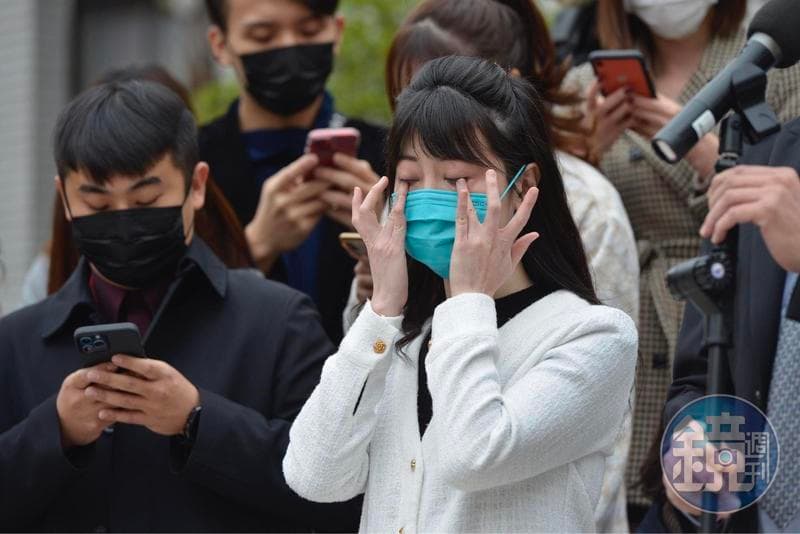 高嘉瑜決定勇敢面對召開記者會,過程中她數度哽咽。