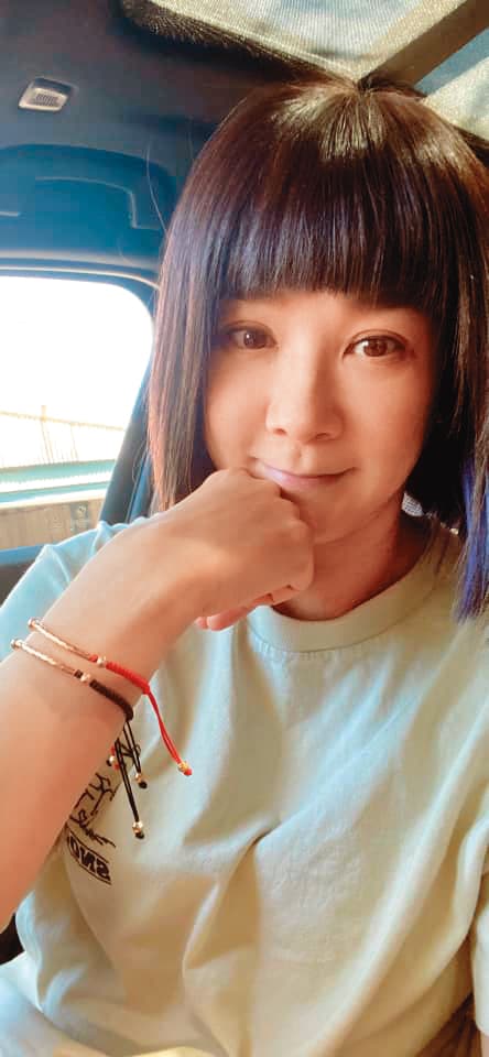 陸元琪與袁惟仁離婚後,獨自扛起房貸和撫養2個小孩。(翻攝自陸元琪臉書)