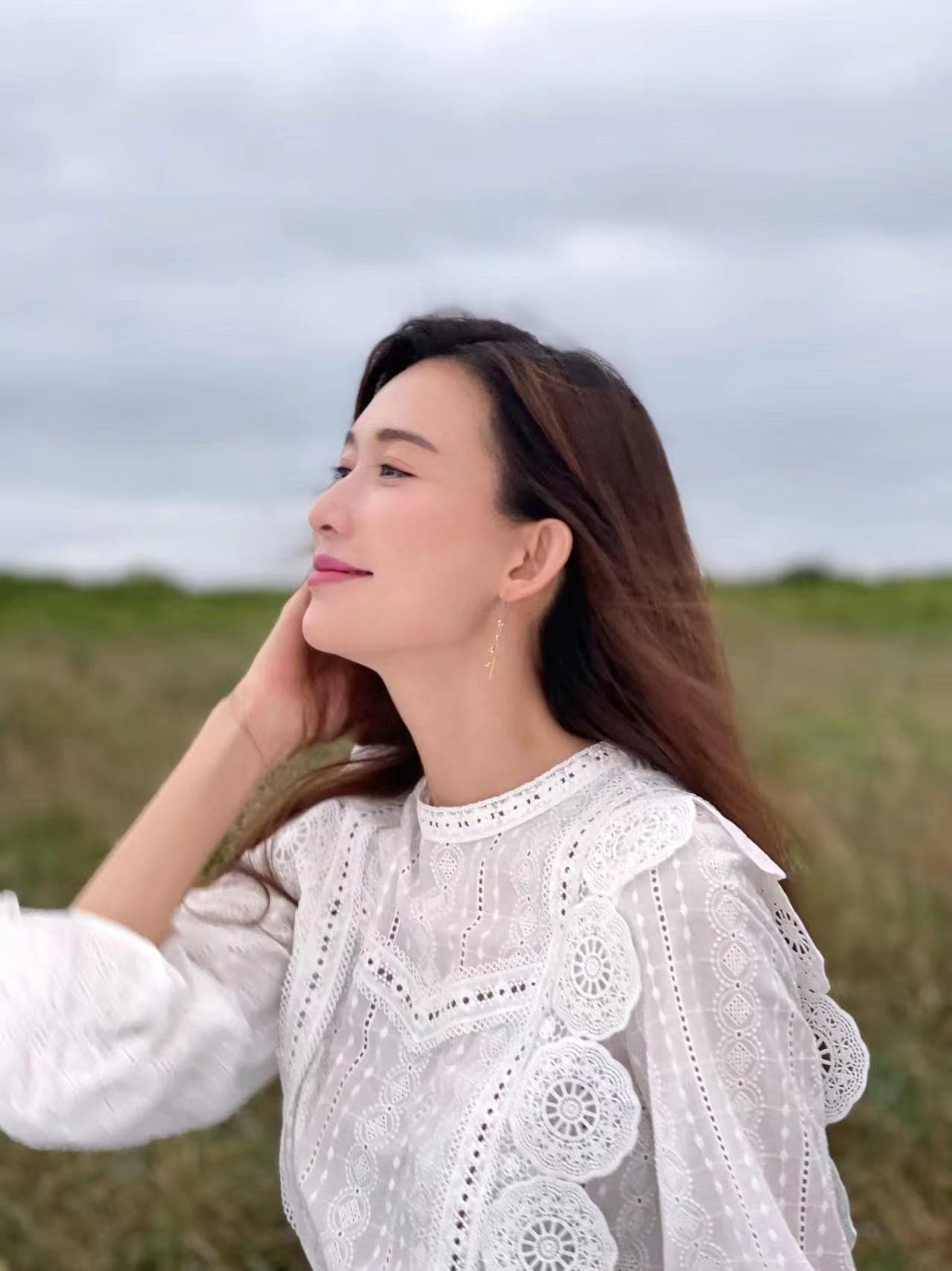 林志玲婚後努力做人,孕事已成全民關心的大事。(翻攝林志玲臉書)