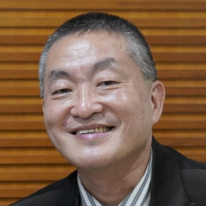 名醫孔繁錦涉嫌在診間性侵、性騷擾2名女病患挨告。(翻攝自孔繁錦臉書)