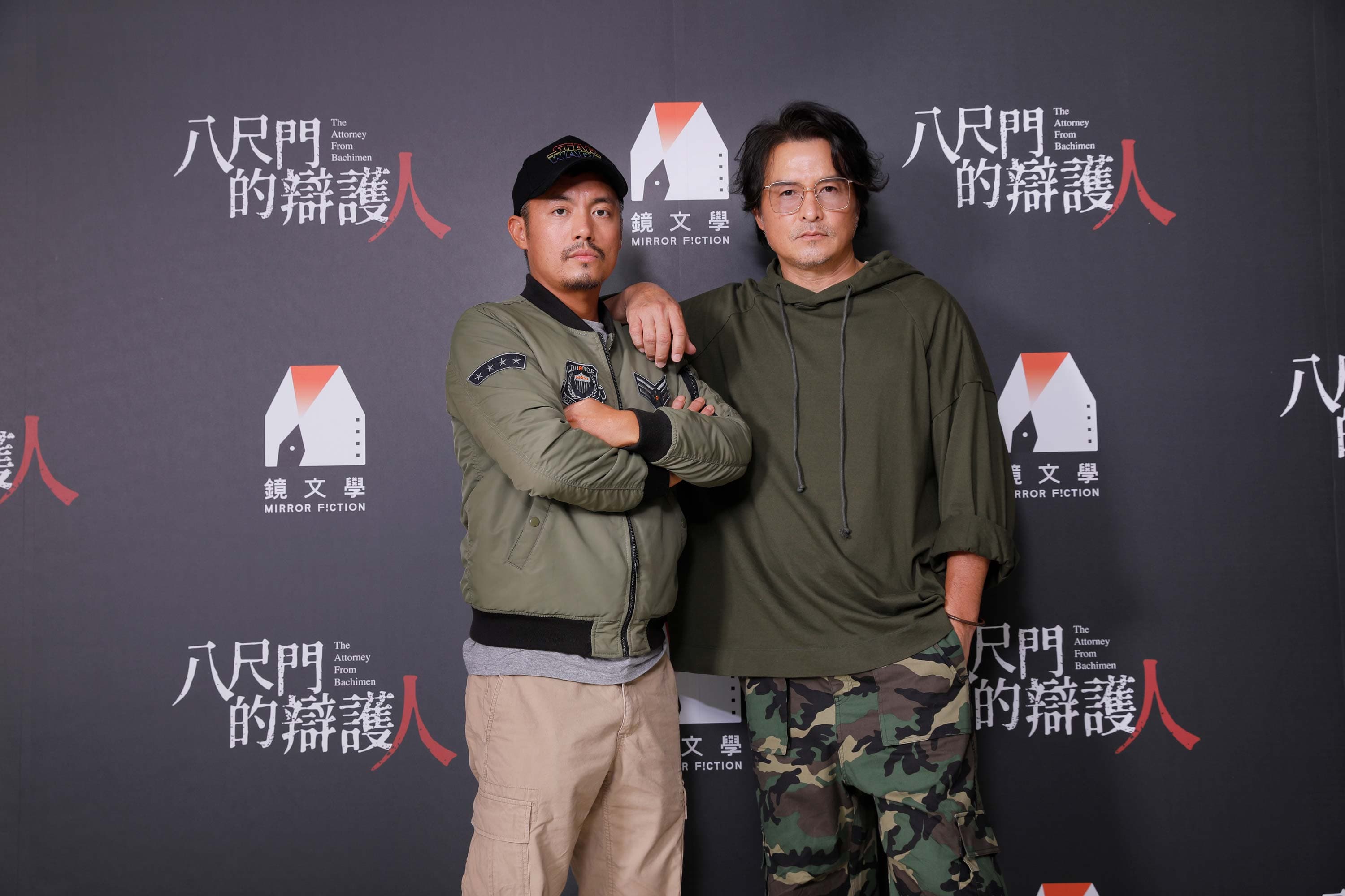 《八尺門的辯護人》范逸臣、李銘順 。 (鏡文學提供)