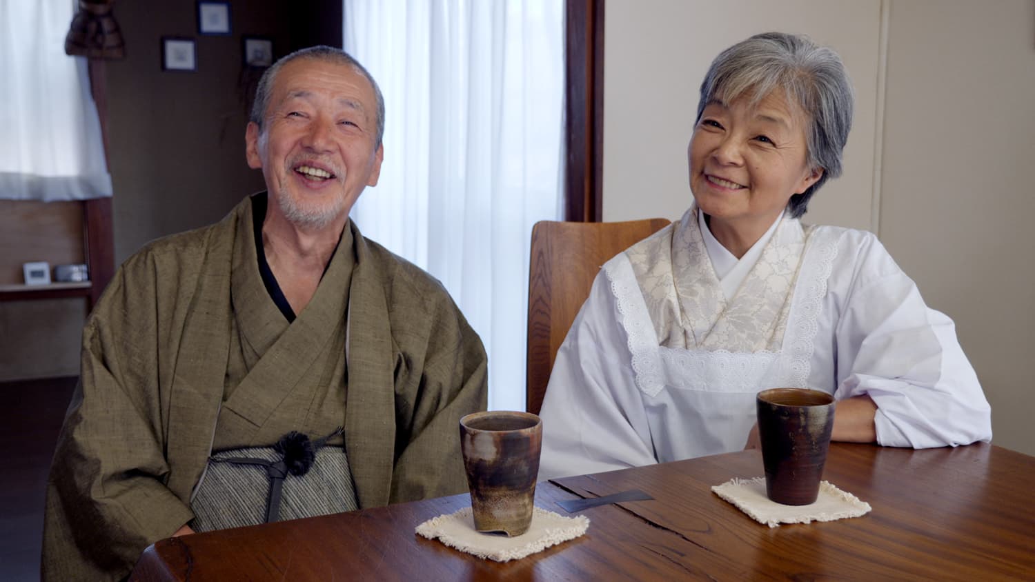 植田夫婦近年學會享受人生,妻子也培養出繪畫興趣。(天馬行空提供)