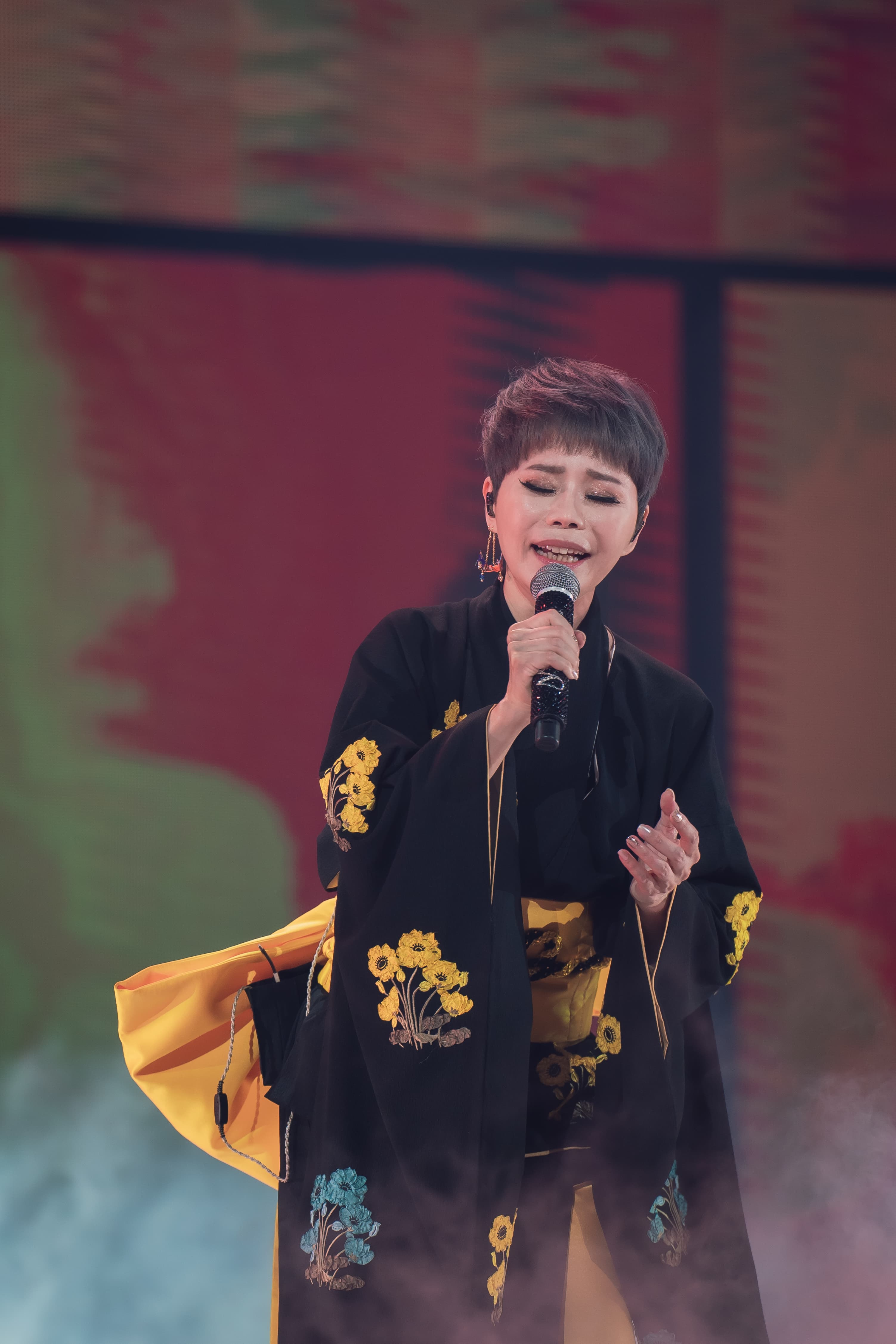詹雅雯拖著病體，圓滿完成演唱會。（雅雯音樂x寬宏藝術提供）