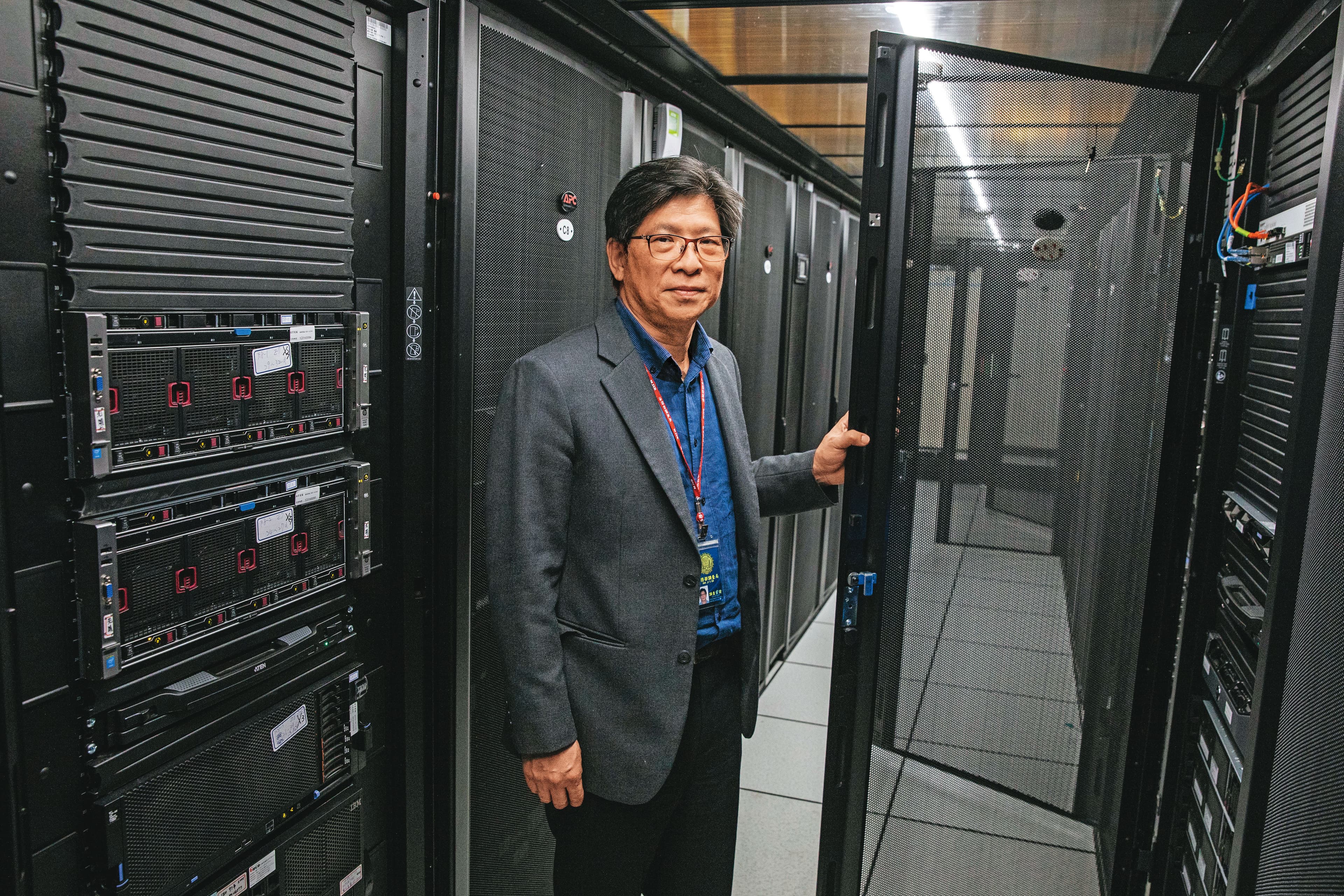 余尚賢坦言,防禦網路戰需要公、私協力及國際合作。