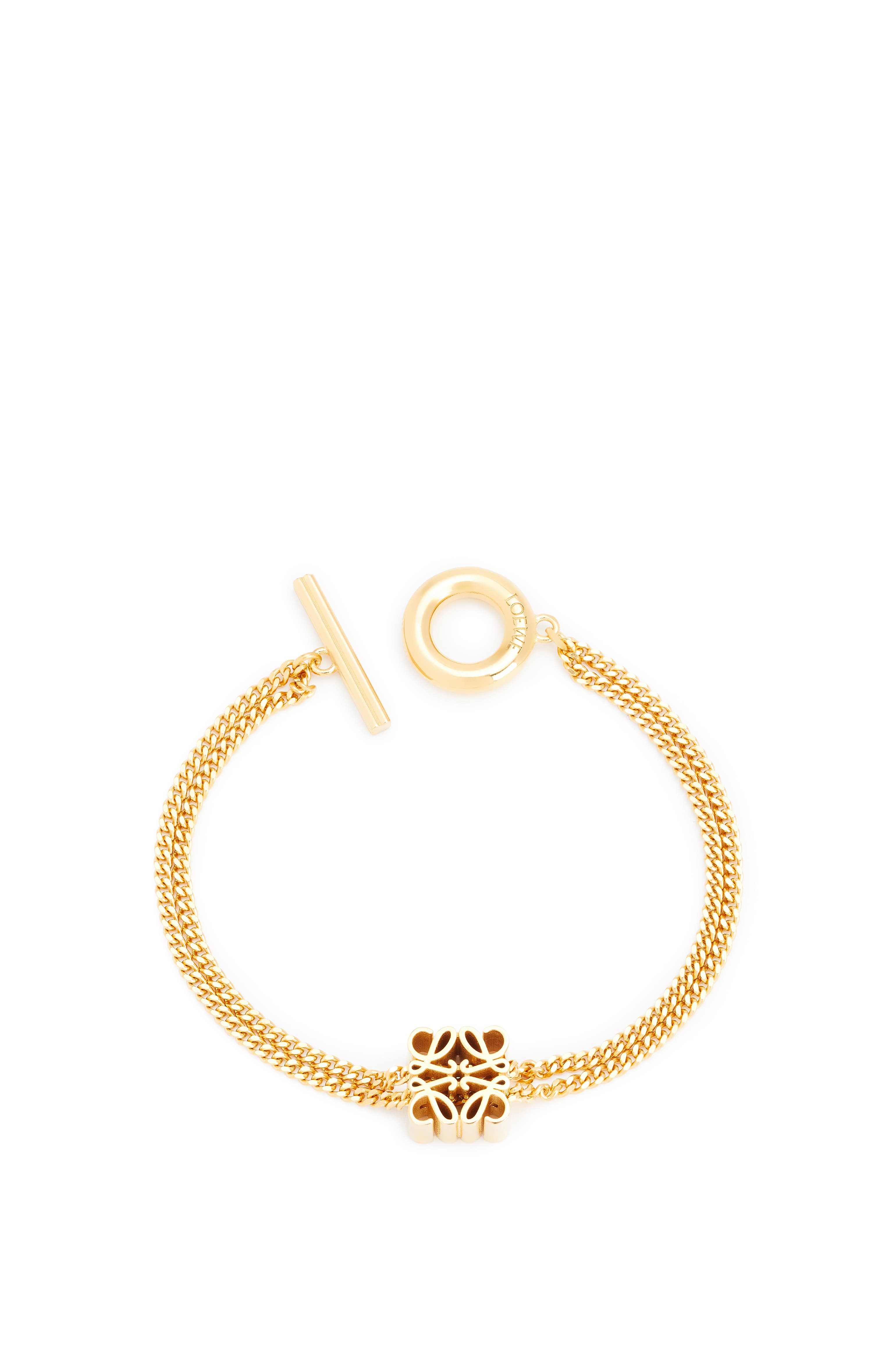 Anagram系列金色手鍊 NT$27,000 LOEWE。(LOEWE提供)