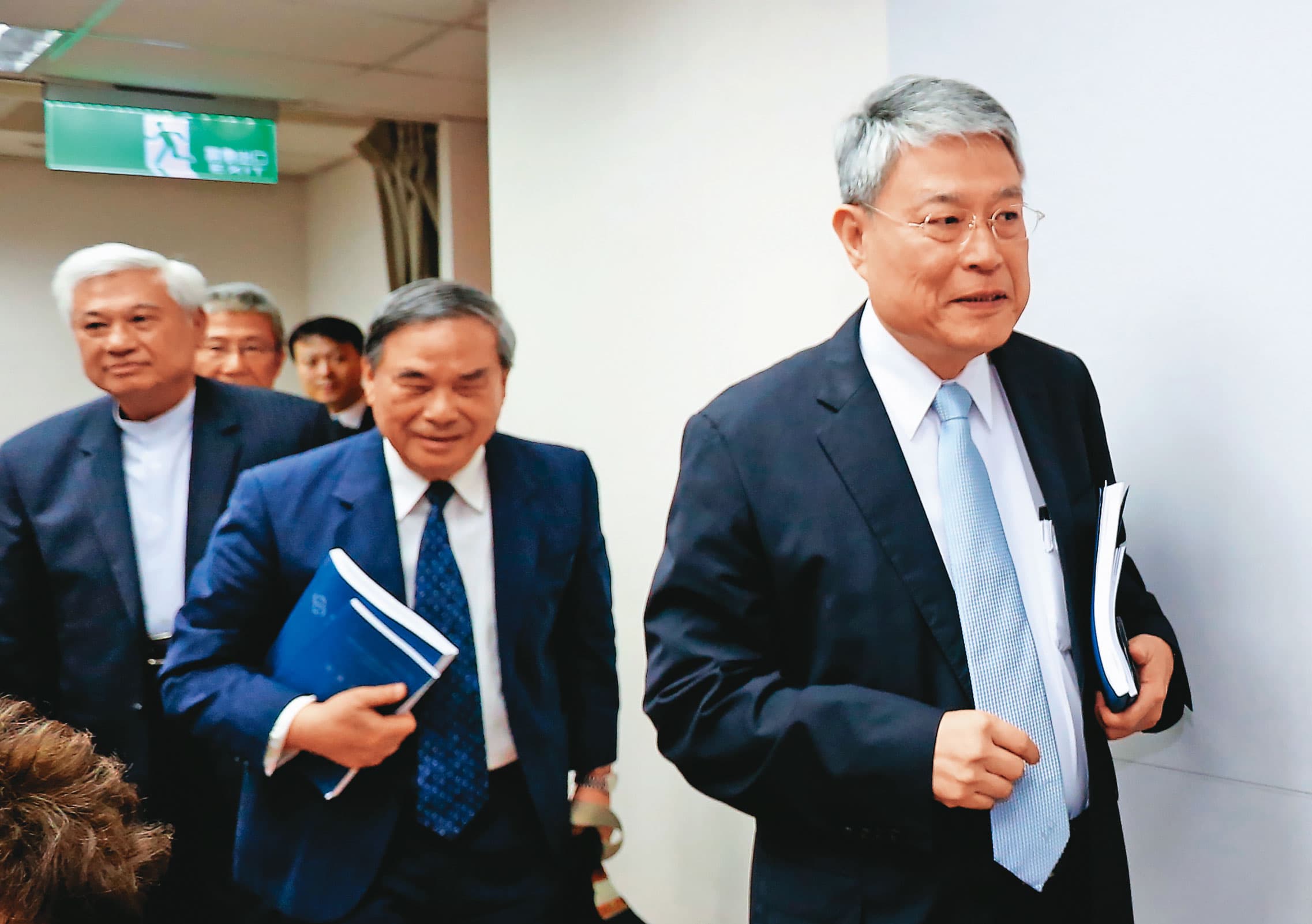 老臣李勘文(右一)近期升任總裁,準備帶領南僑續創高峰。