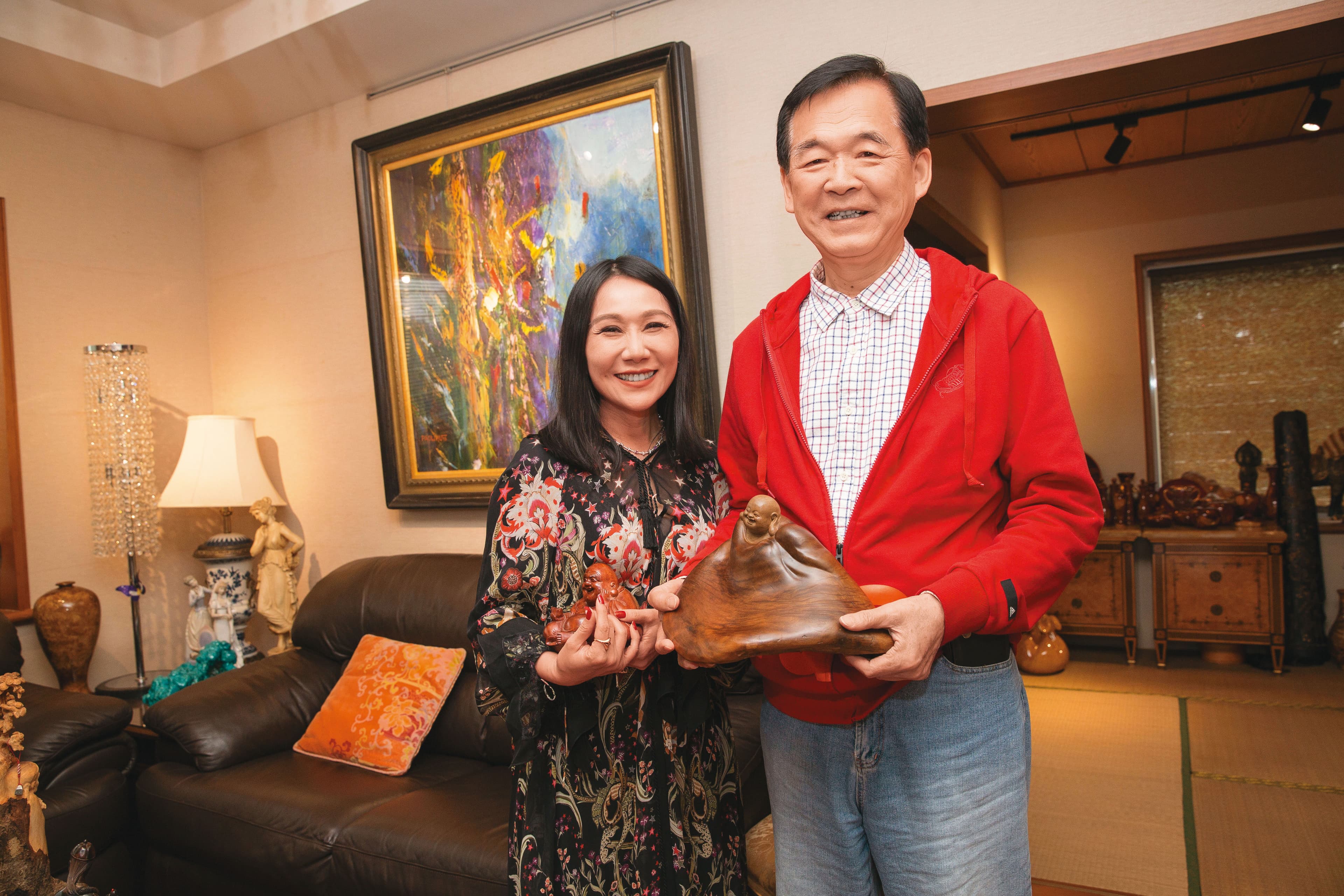 王應傑夫妻位於宜蘭的別墅，擺放著彌勒佛，給他安定身心的力量。