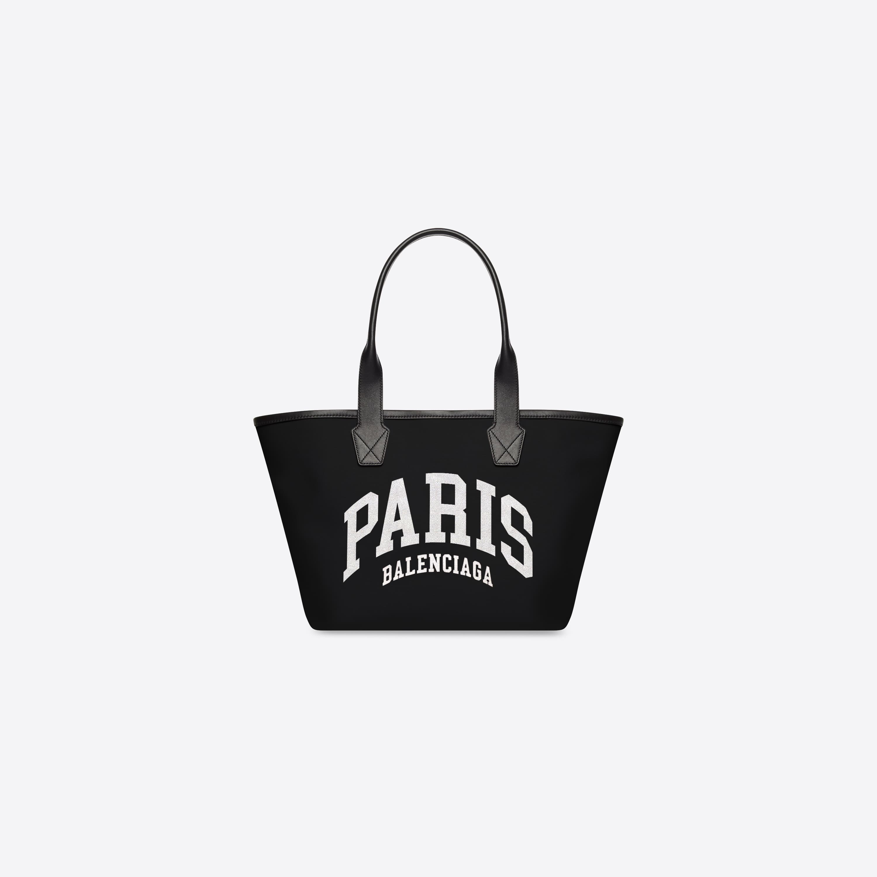 大型巴黎托特包。NT$38,500(BALENCIAGA提供)